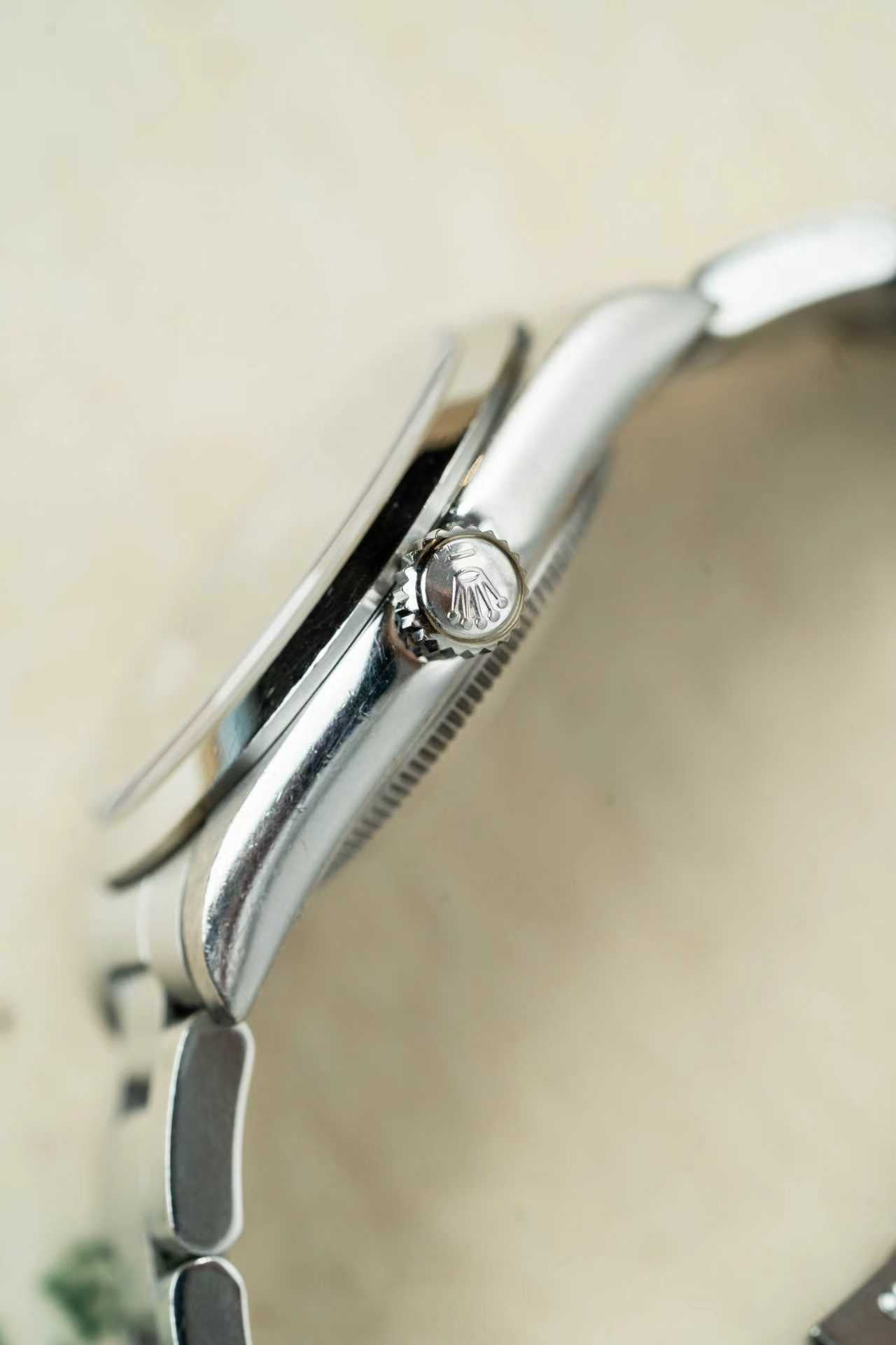 Rolex Oyster Perpetual 31 67480 Black Naked