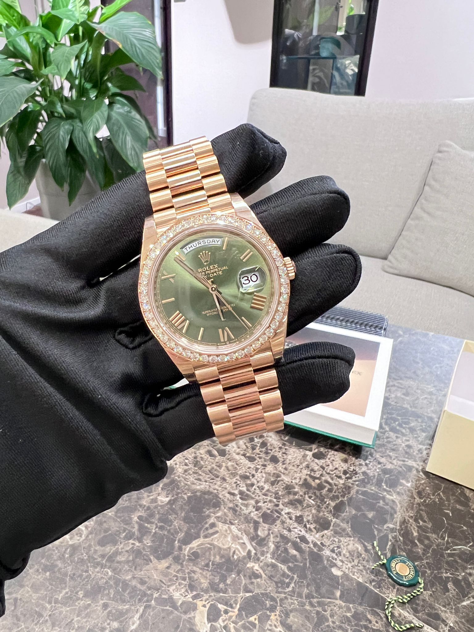 Rolex Day-Date 40 228345RBR GREEN ROMAN