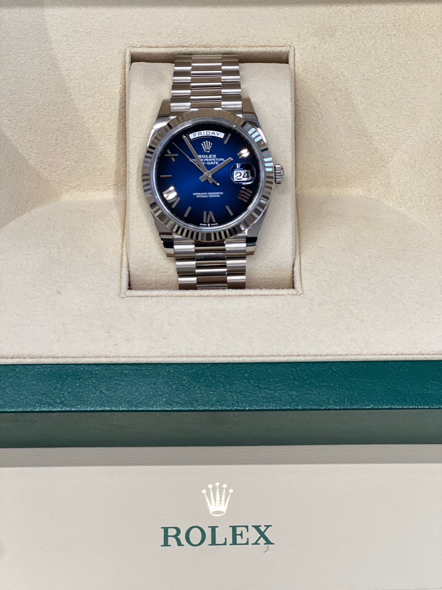 Rolex Day-Date 40 228239 BLUE ROMAN