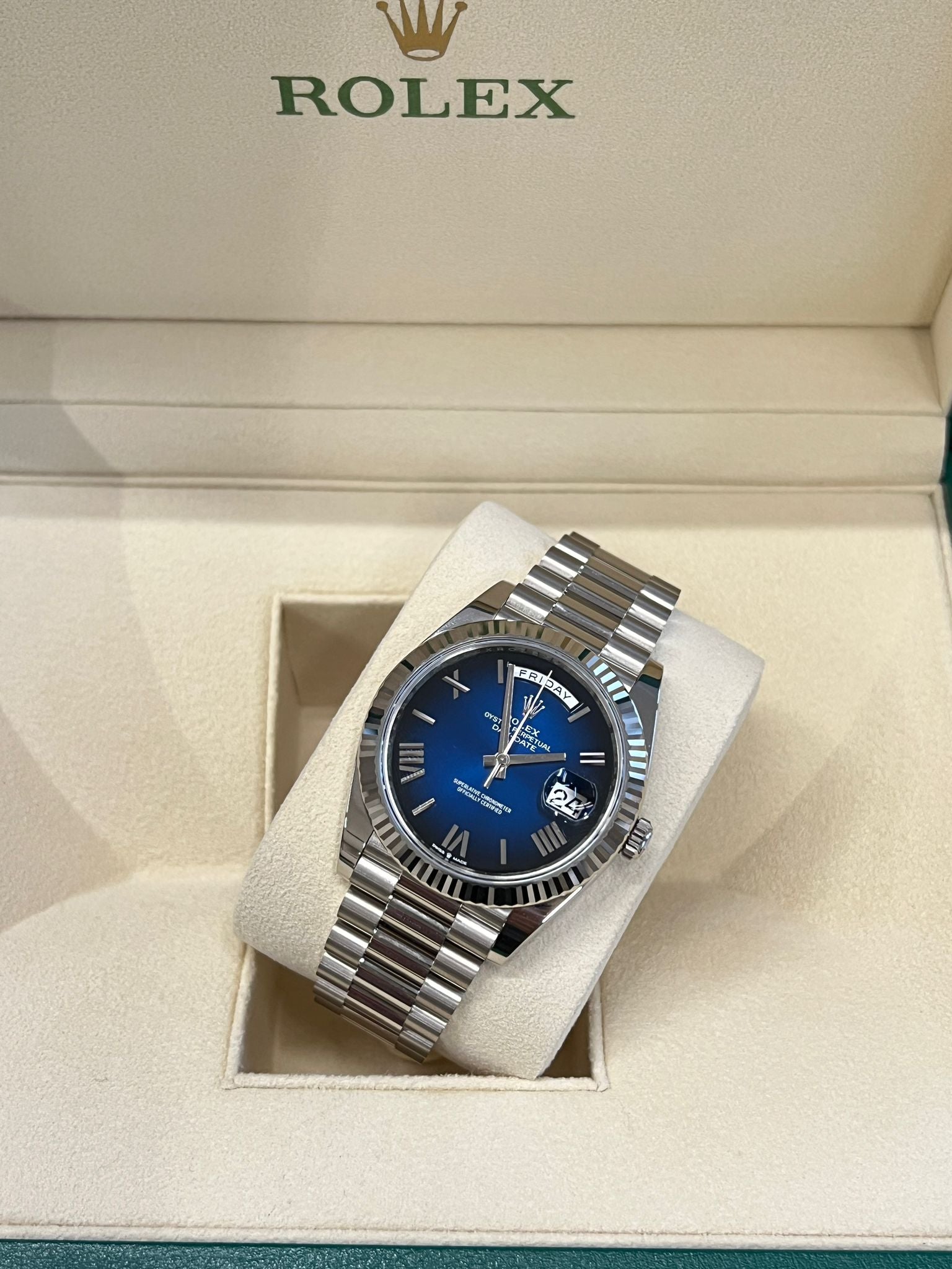 Rolex Day-Date 40 228239 BLUE ROMAN