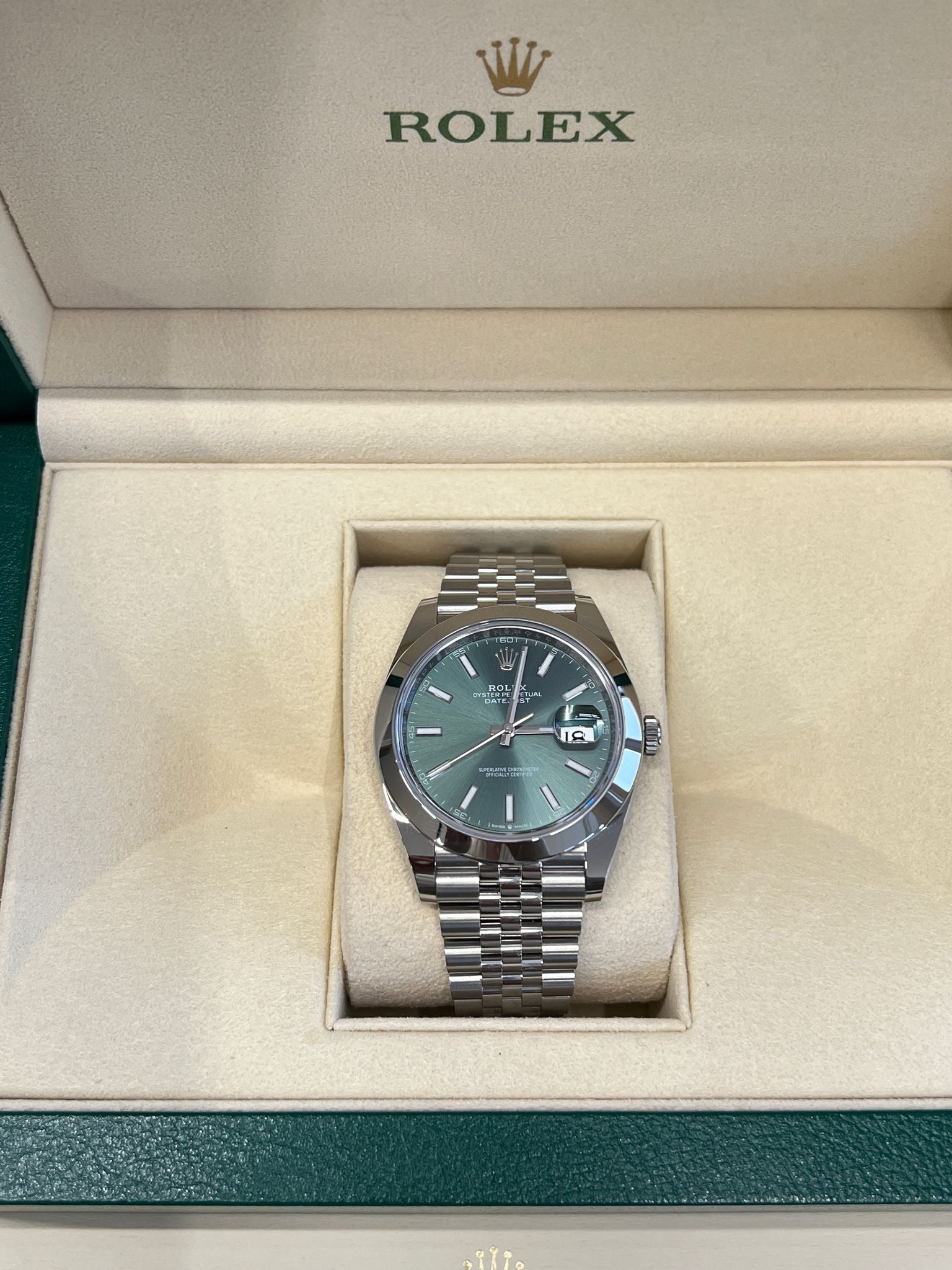 Rolex Datejust 41 126300 Green Index Jubilee 2026