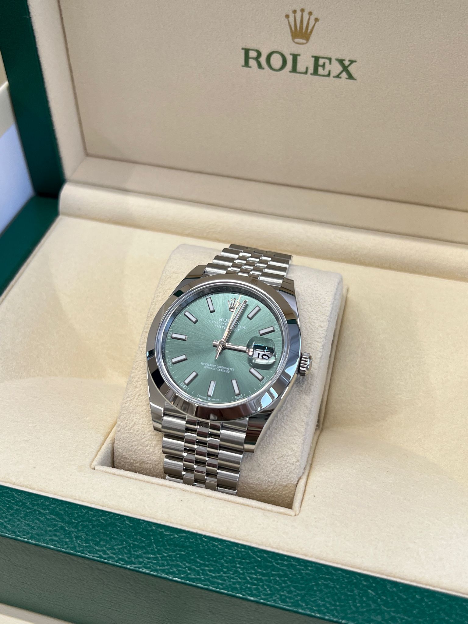 Rolex Datejust 41 126300 Green Index Jubilee 2026
