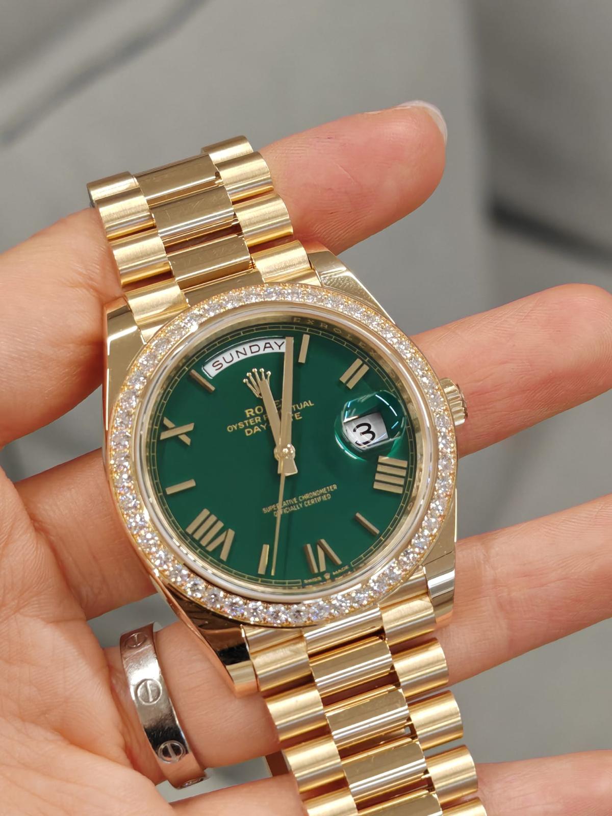 Rolex Day-Date 40 228348RBR GREEN ROMAN