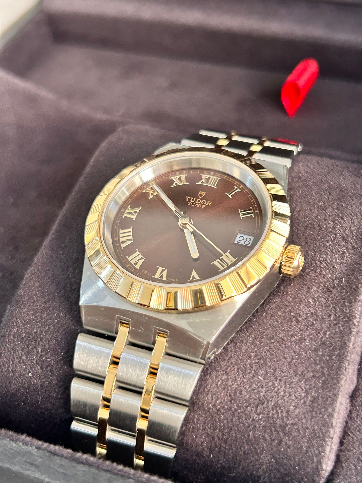 TUDOR ROYAL M28403-0008
