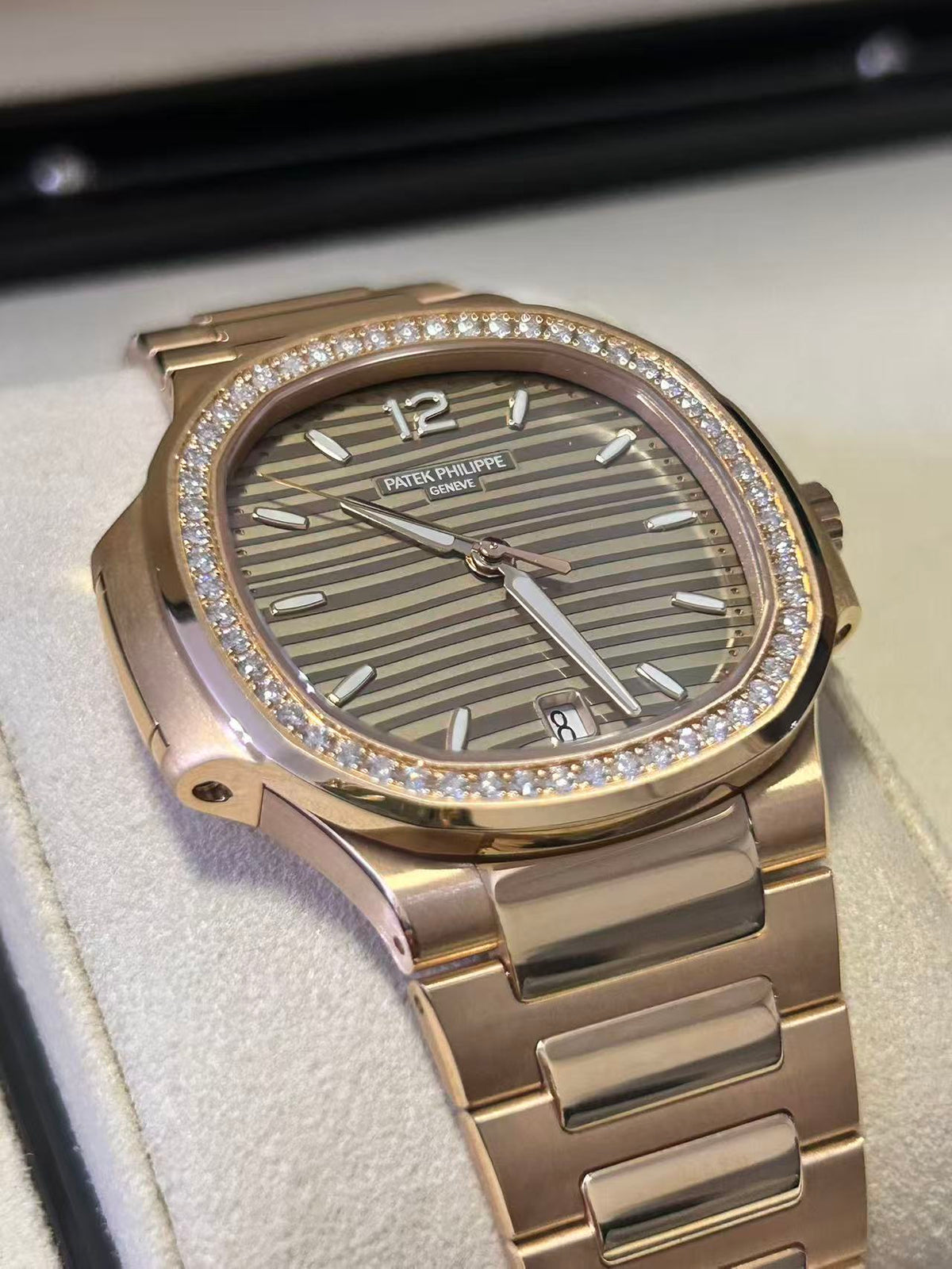 Patek Philippe Nautilus 7118/1200R-010 2026