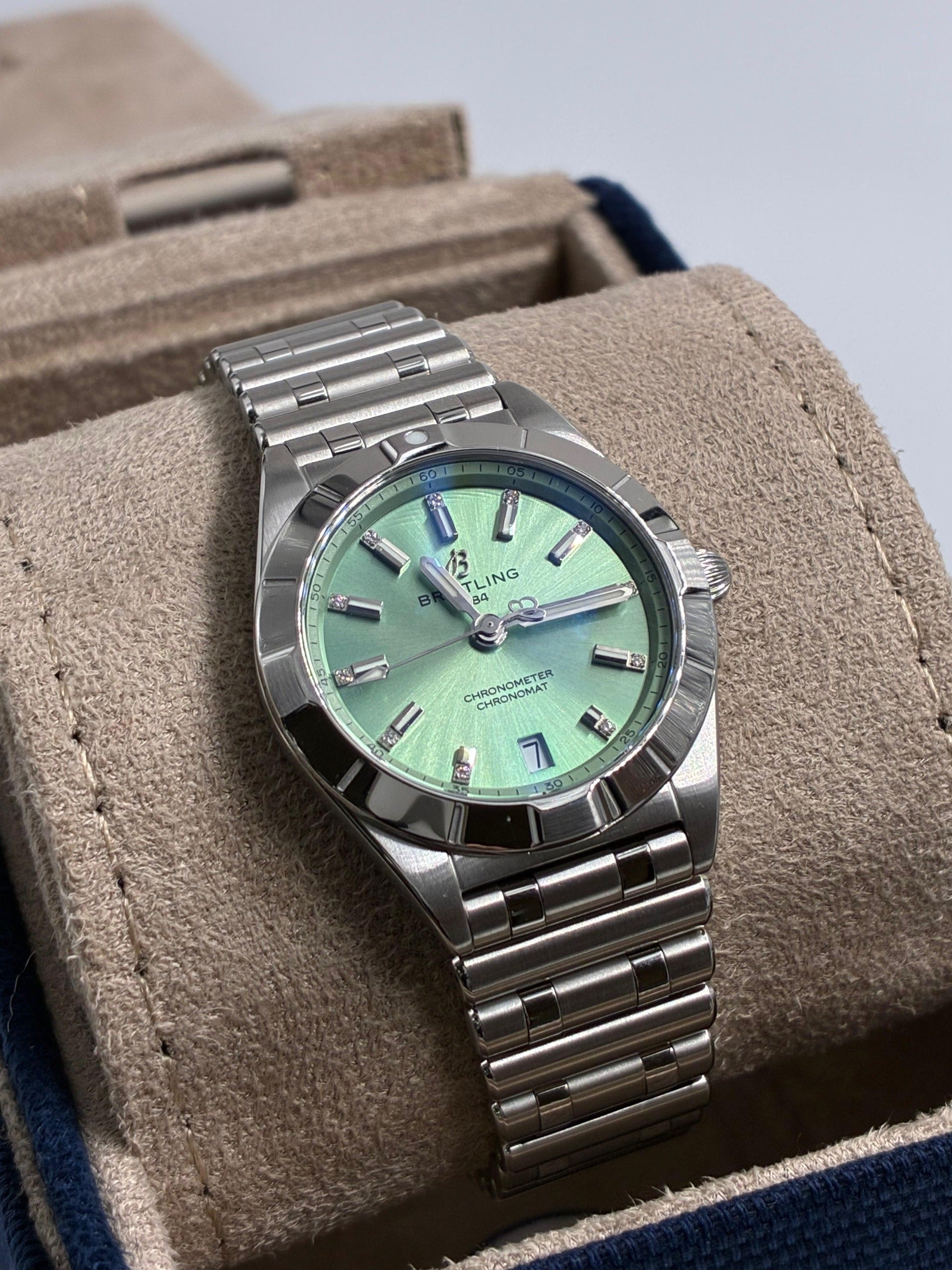 Breitling Chronomat 32 A77310101L1A1