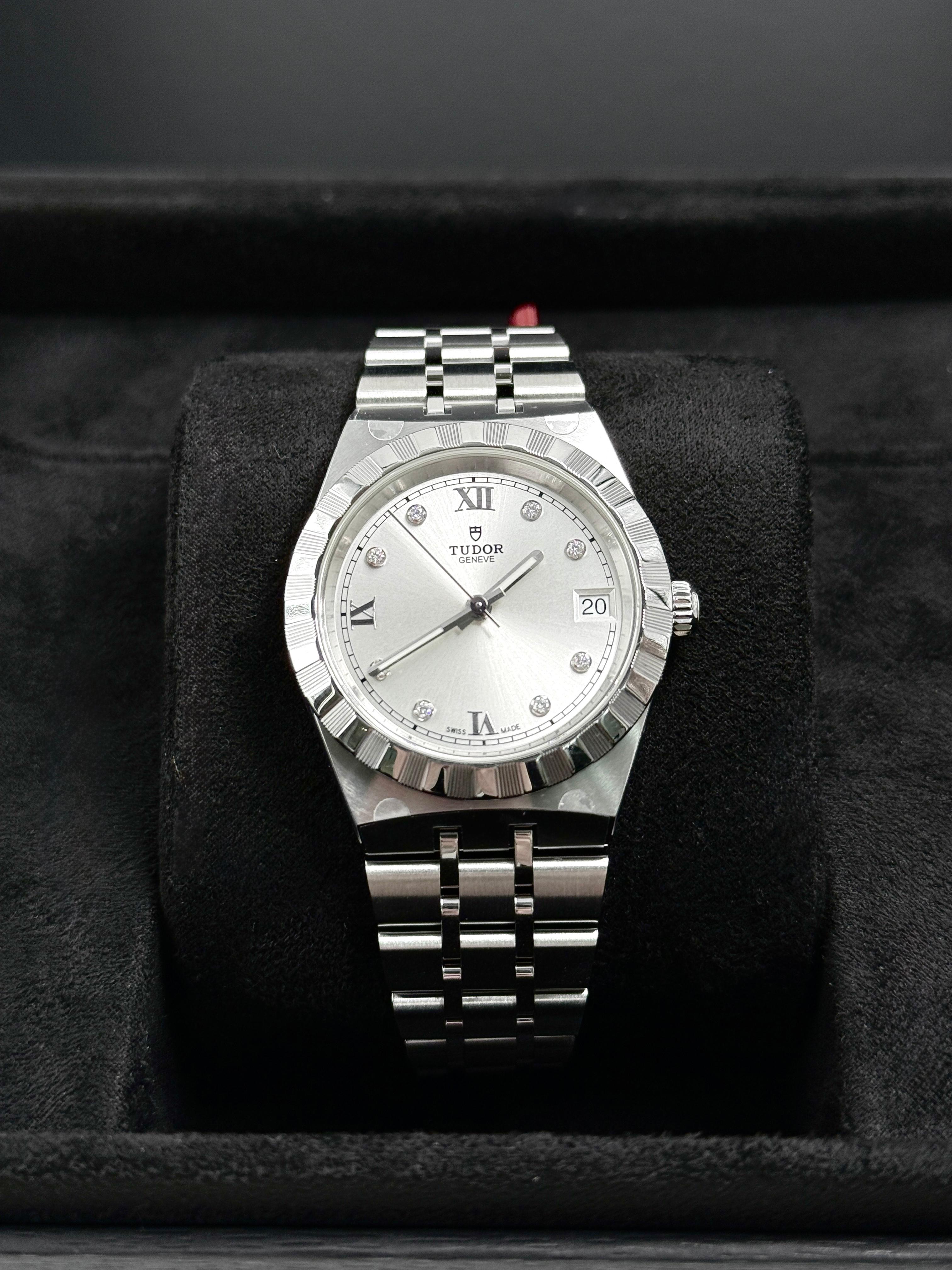 Tudor Royal M28400-0002