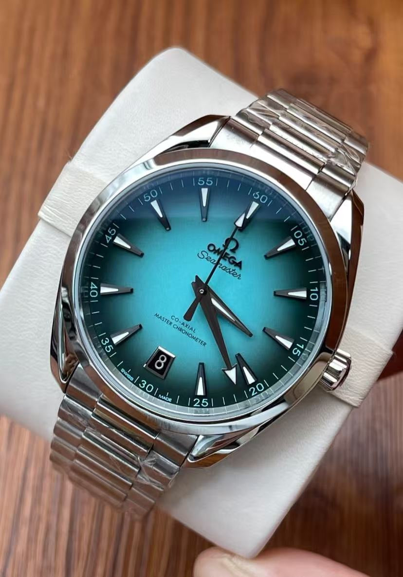 Omega Seamaster Aqua Terra 150M 41 MM 220.10.41.21.03.006 2025