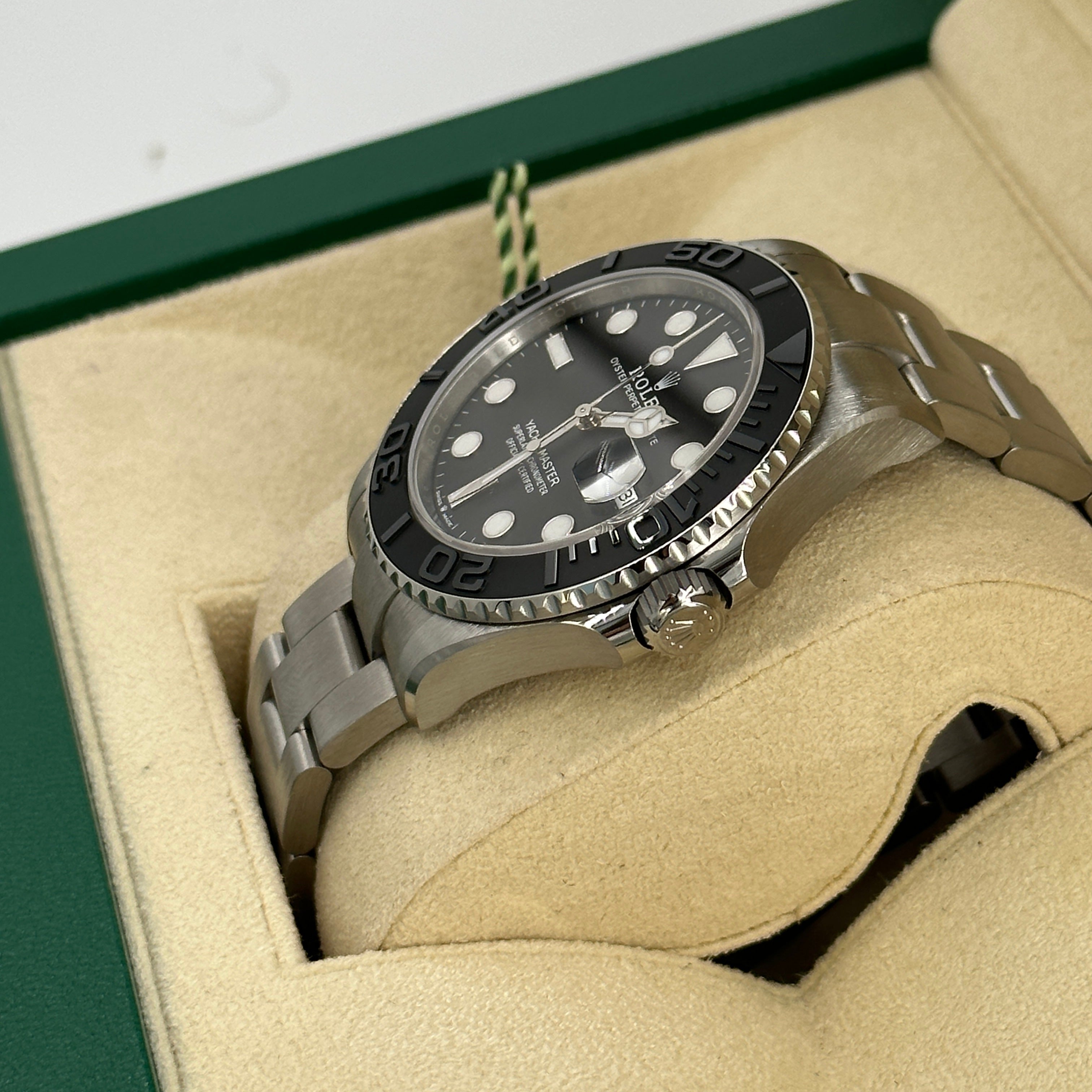 Rolex Yacht-Master 42 mm 226627 Schwarz 2025