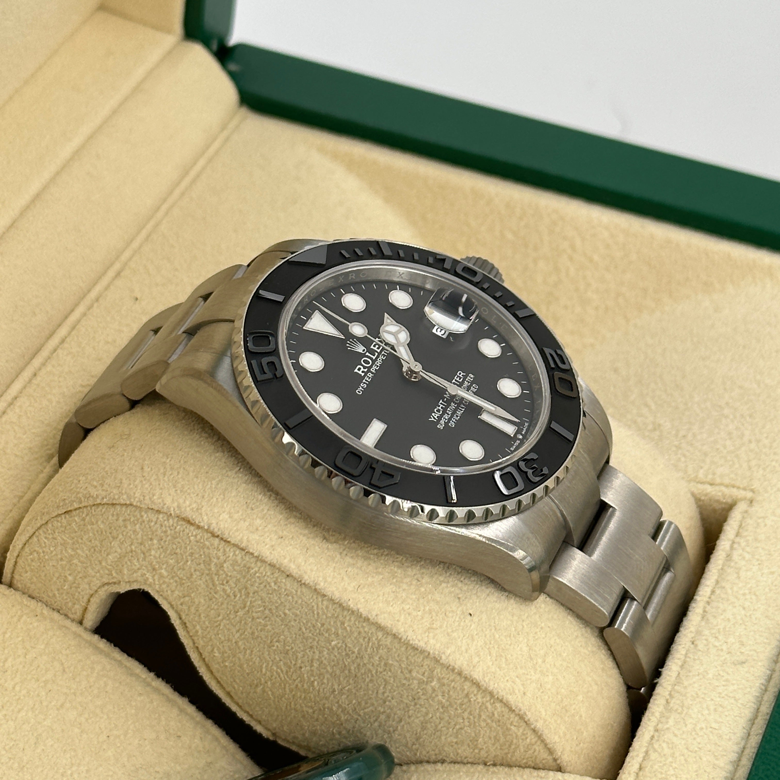 Rolex Yacht-Master 42 mm 226627 Schwarz 2025