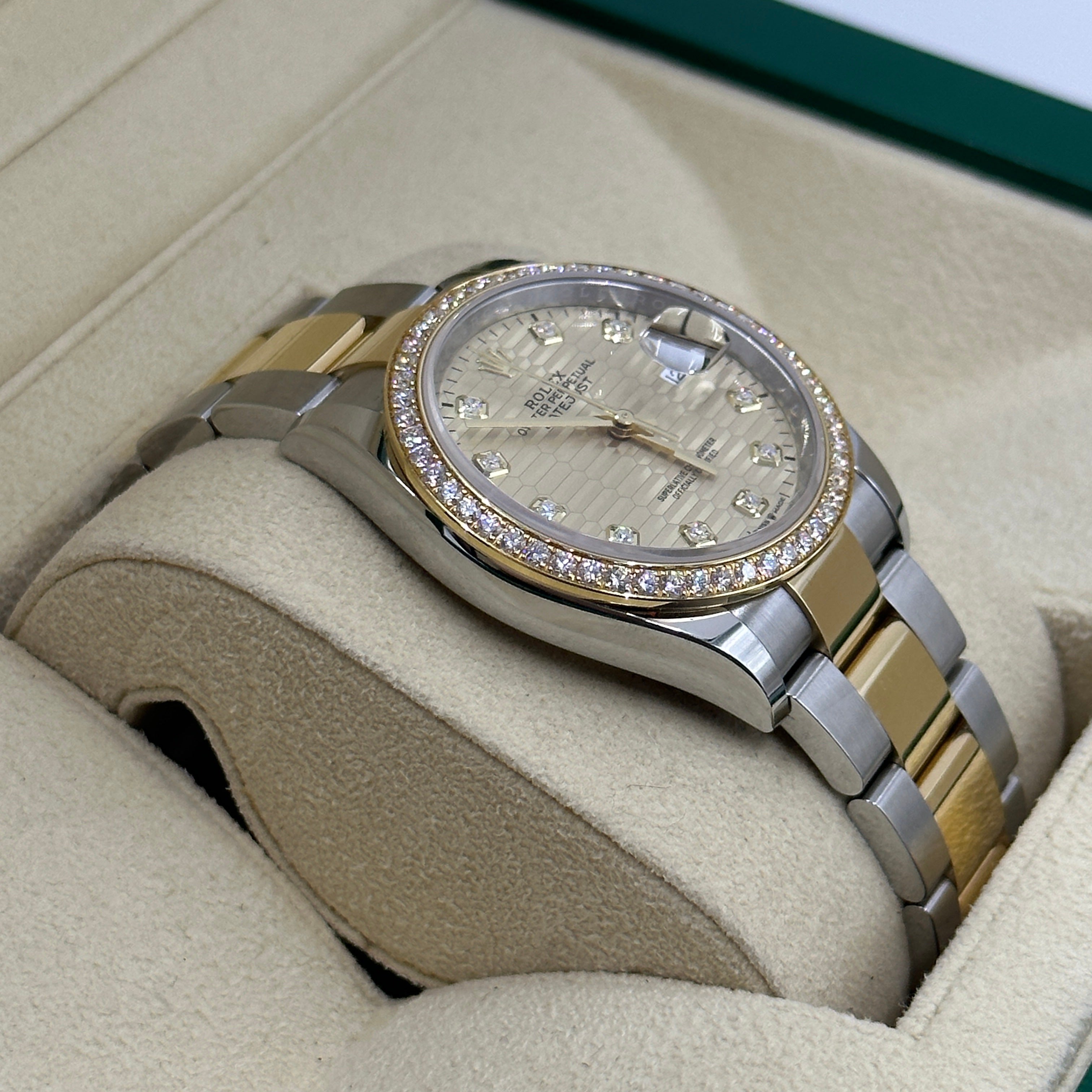 Rolex Datejust 36 126283G Champ Fluted Oyster 2024