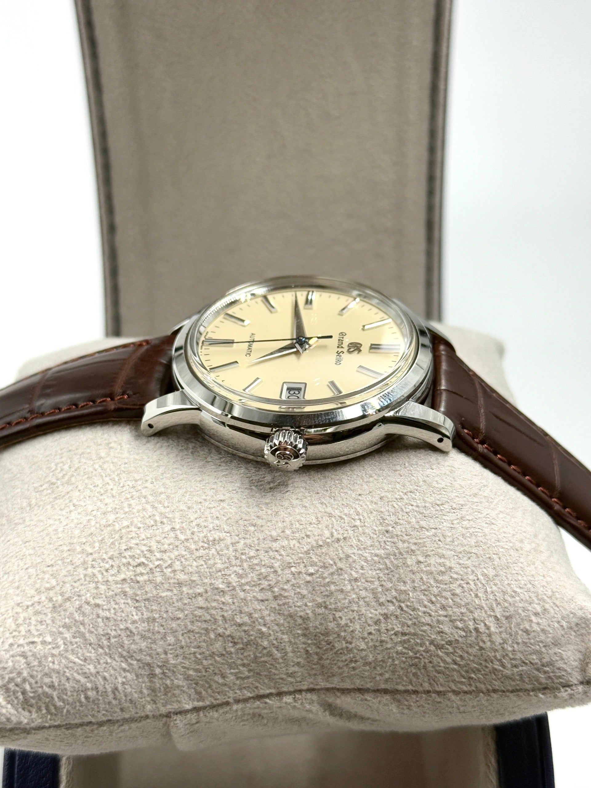 Grand Seiko Elegance Collection SBGR261