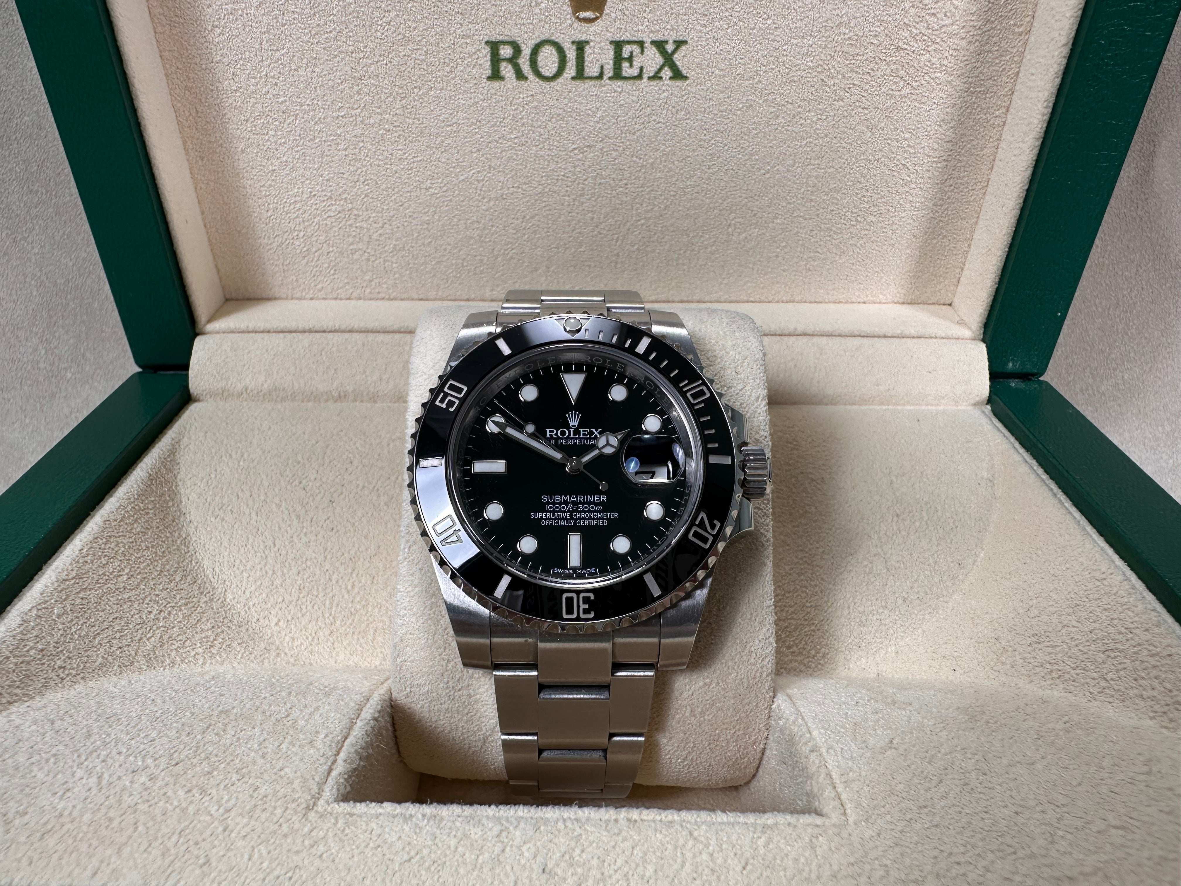 Rolex Submariner Date 116610ln Black
