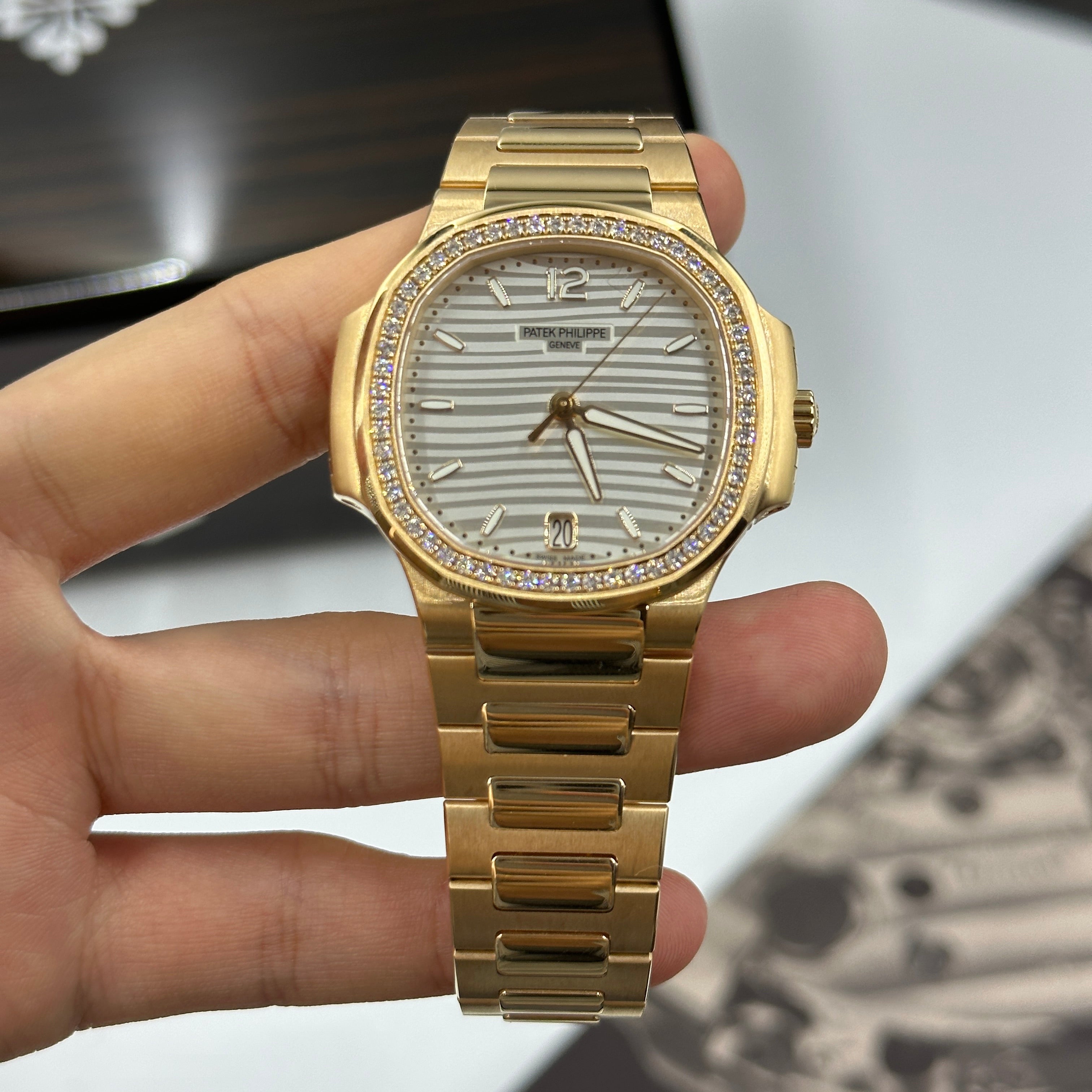 Patek Philippe Nautilus 7118/1200R-001