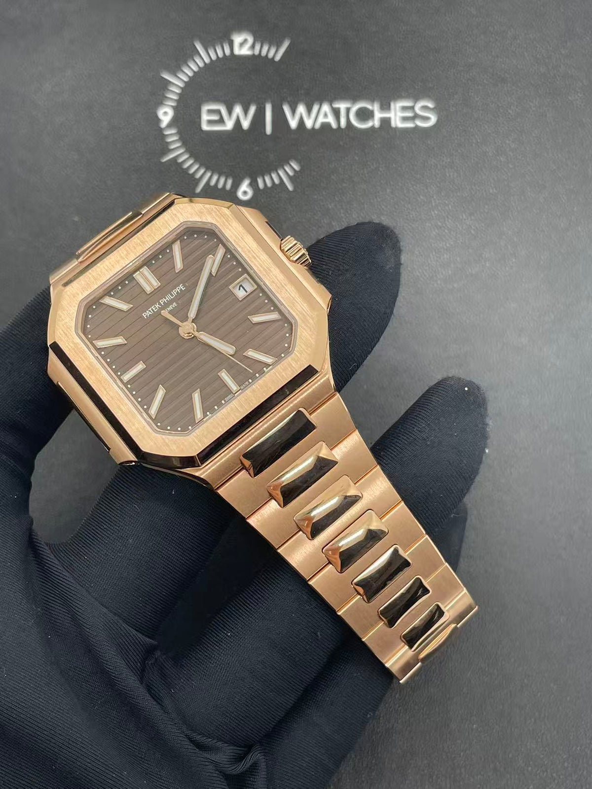 Patek Philippe Cubitus 7128/1R-001  2025