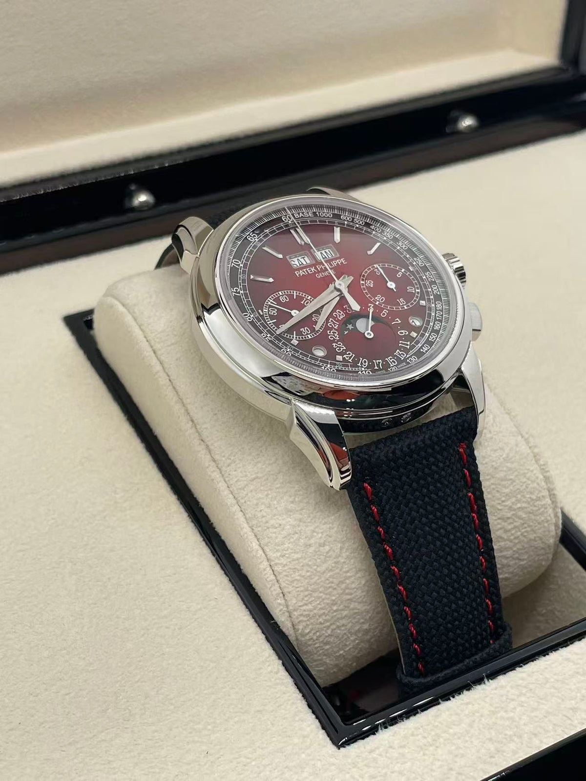 Patek Philippe Complications 5270P-017 2026