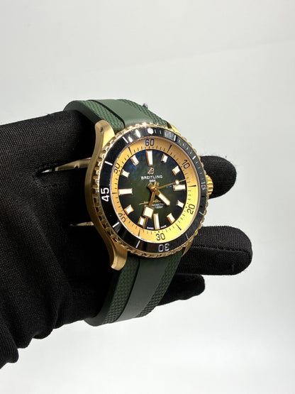 Breitling Superocean 42 Automatic 42 N17375201L1S1