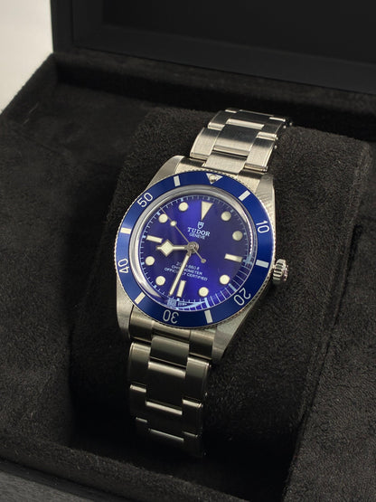 Tudor 79000b-0001 Black Bay 54 Manufacture Calibre MT5400 37mm steel case Steel bracelet 2026