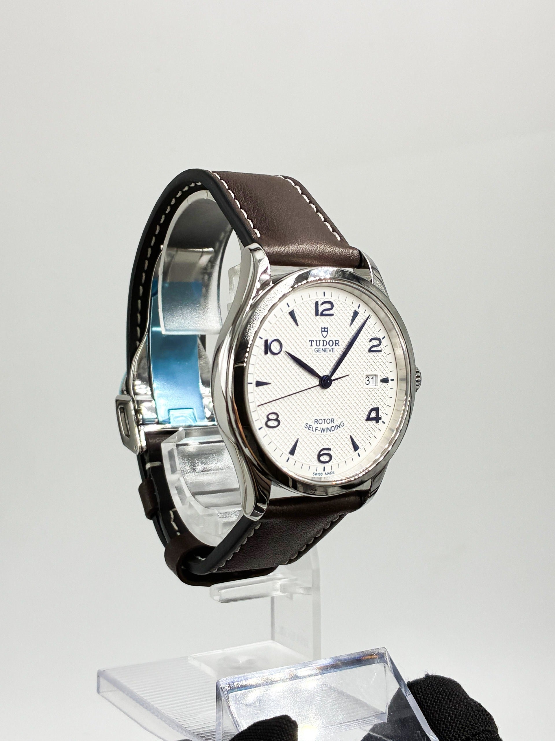 Tudor 1926 M91550-0010