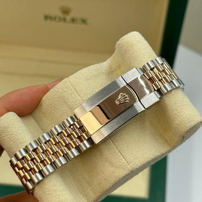 Rolex Datejust 36 126231G Silber geriffeltes Jubiläum 2024