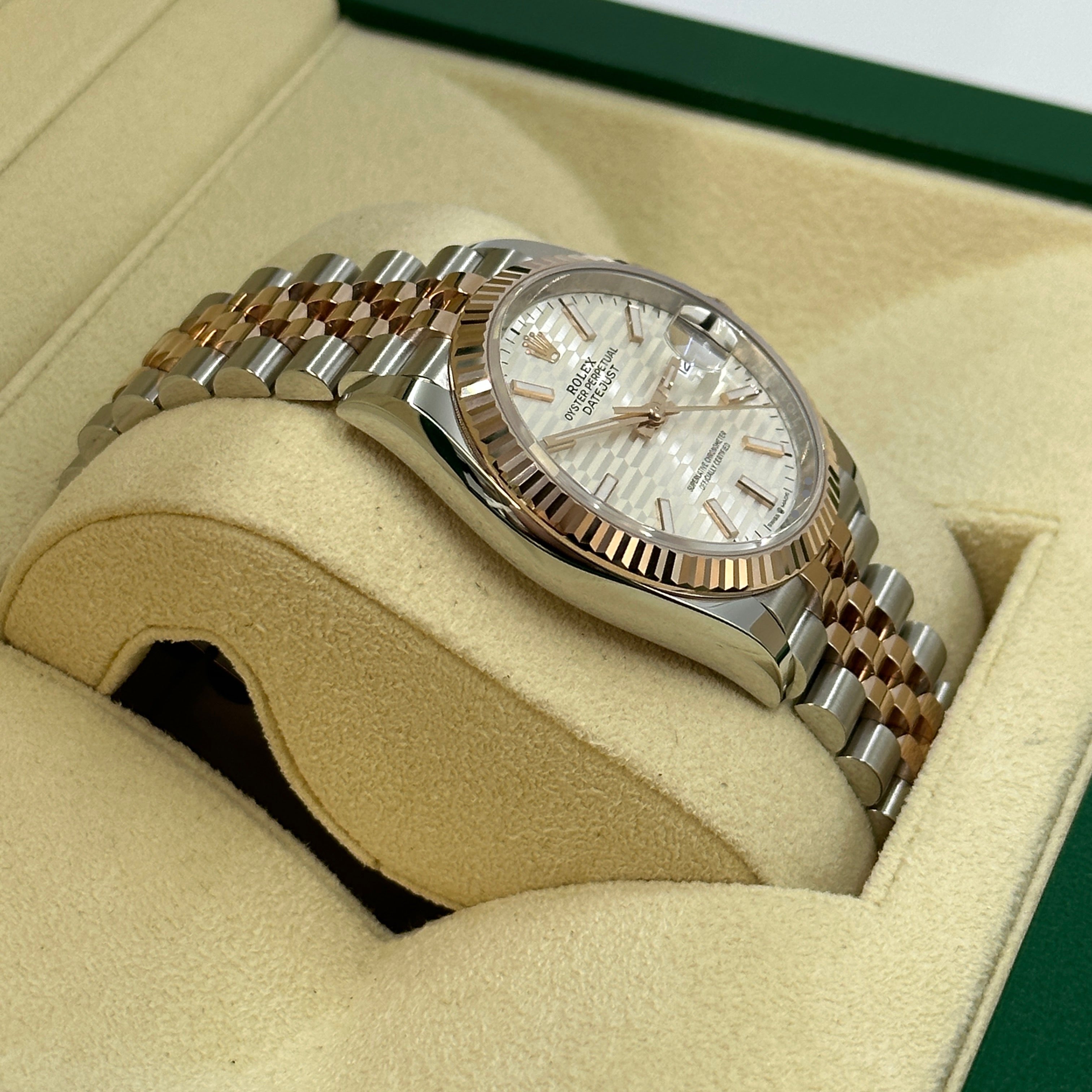 Rolex Datejust 36 126231 Silber Index geriffelt Jubilee 2024