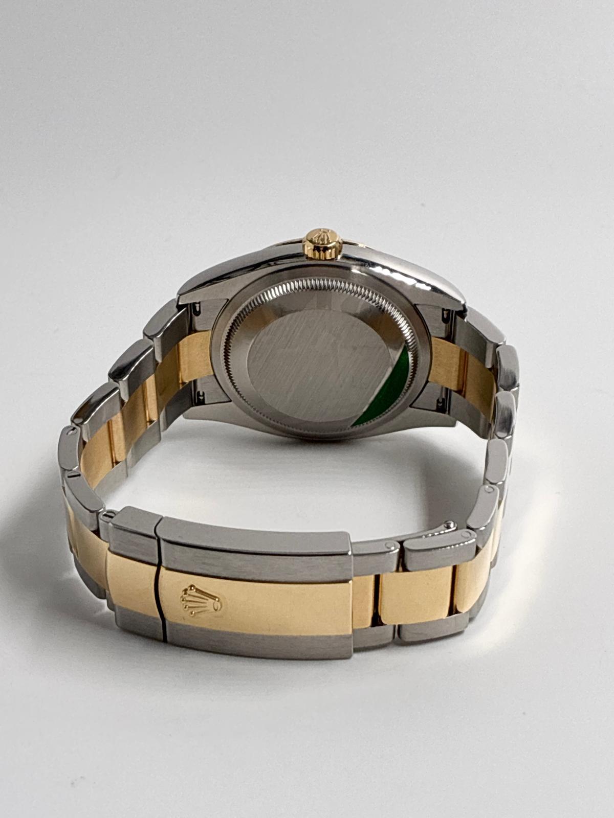 Rolex Datejust 36 126233 Champagne Index Dial Oyster 2026