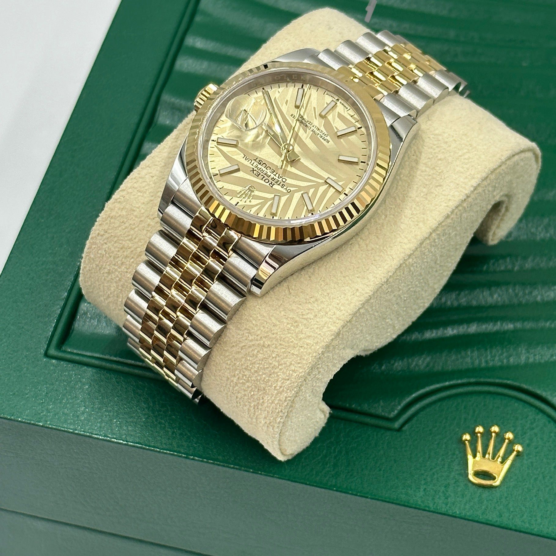 Rolex Datejust 36 126233 Champ Palm Jubilee 2024