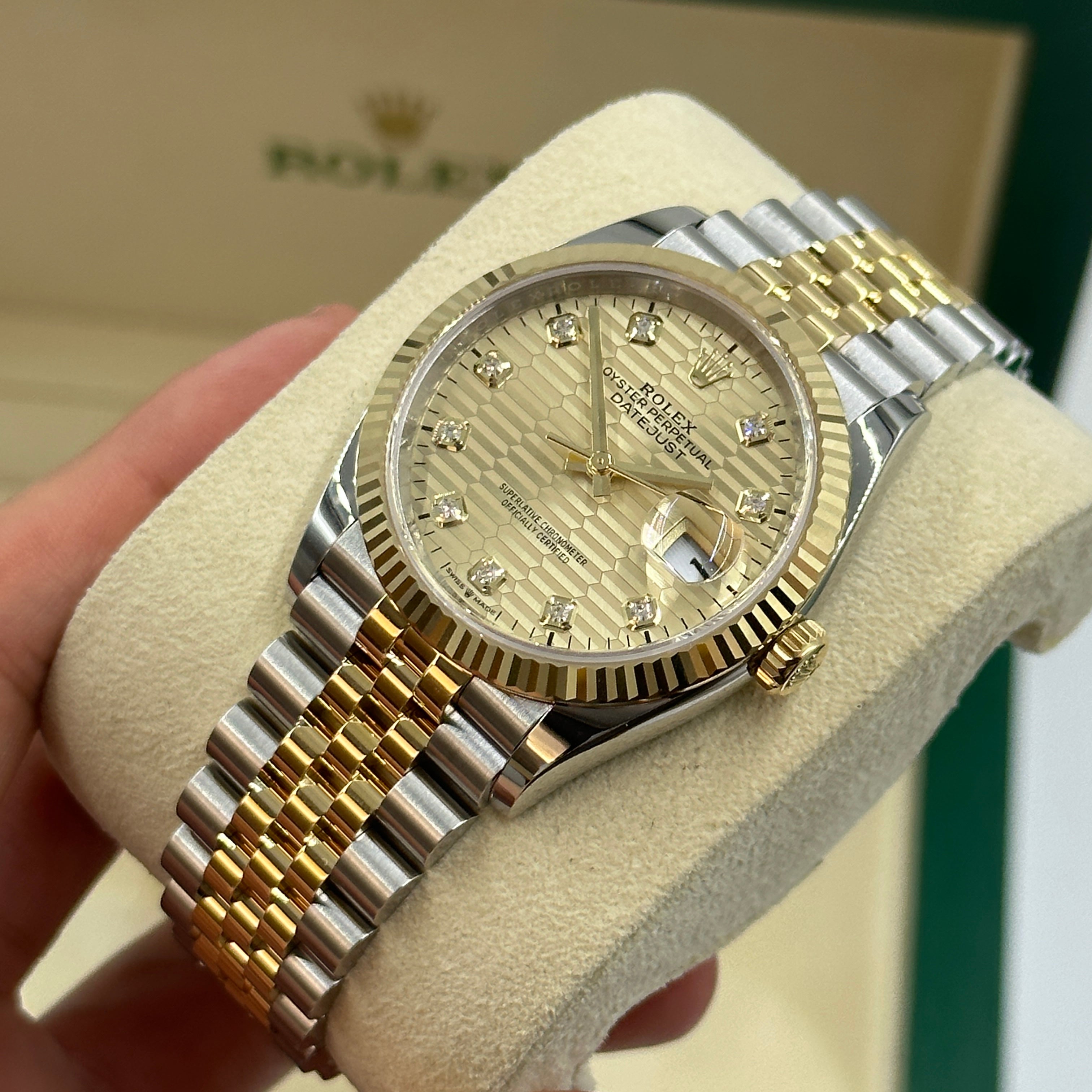 Rolex Datejust 36 126233G Champ Fluted Jubilee 2024