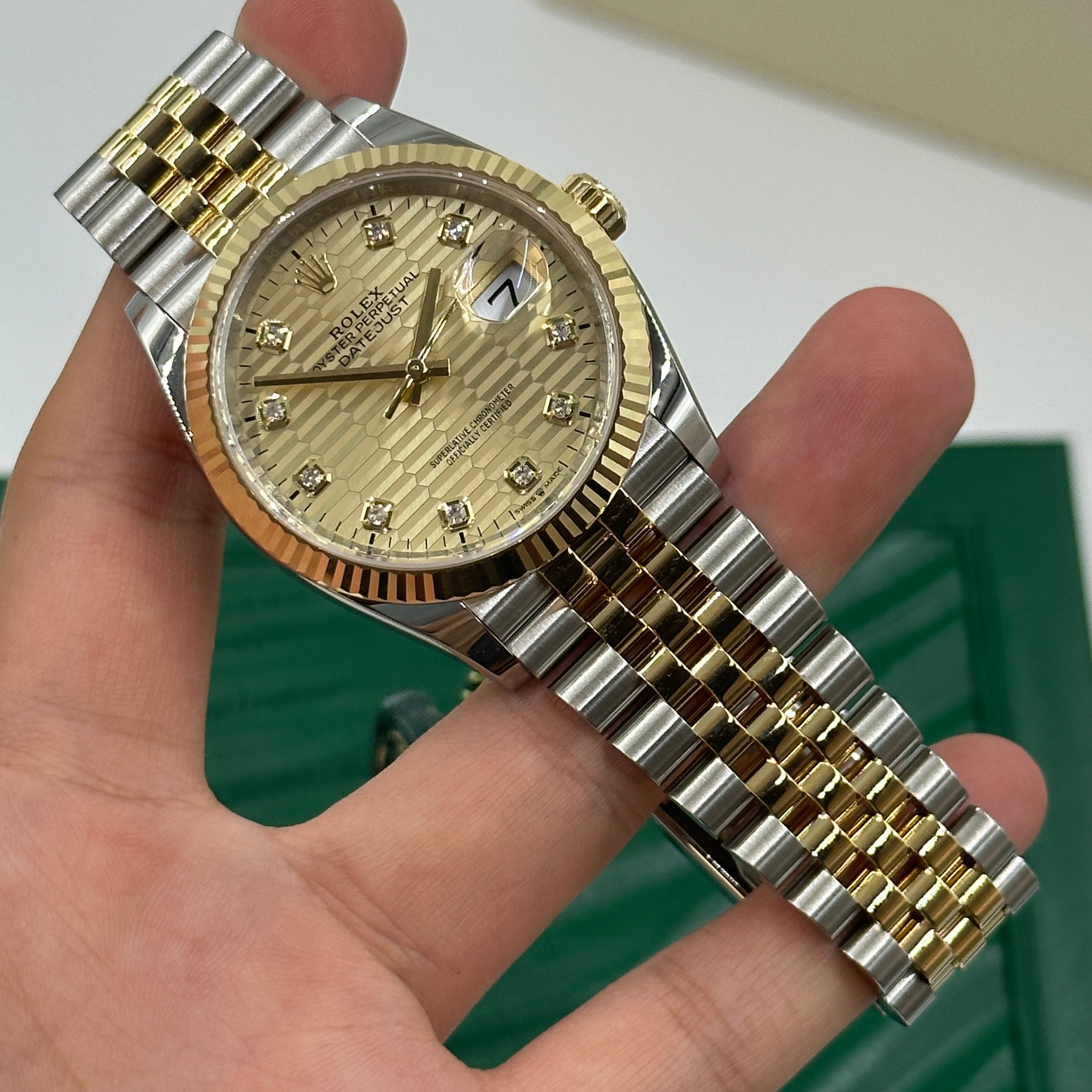 Rolex Datejust 36 126233G Champ Fluted Jubilee 2024