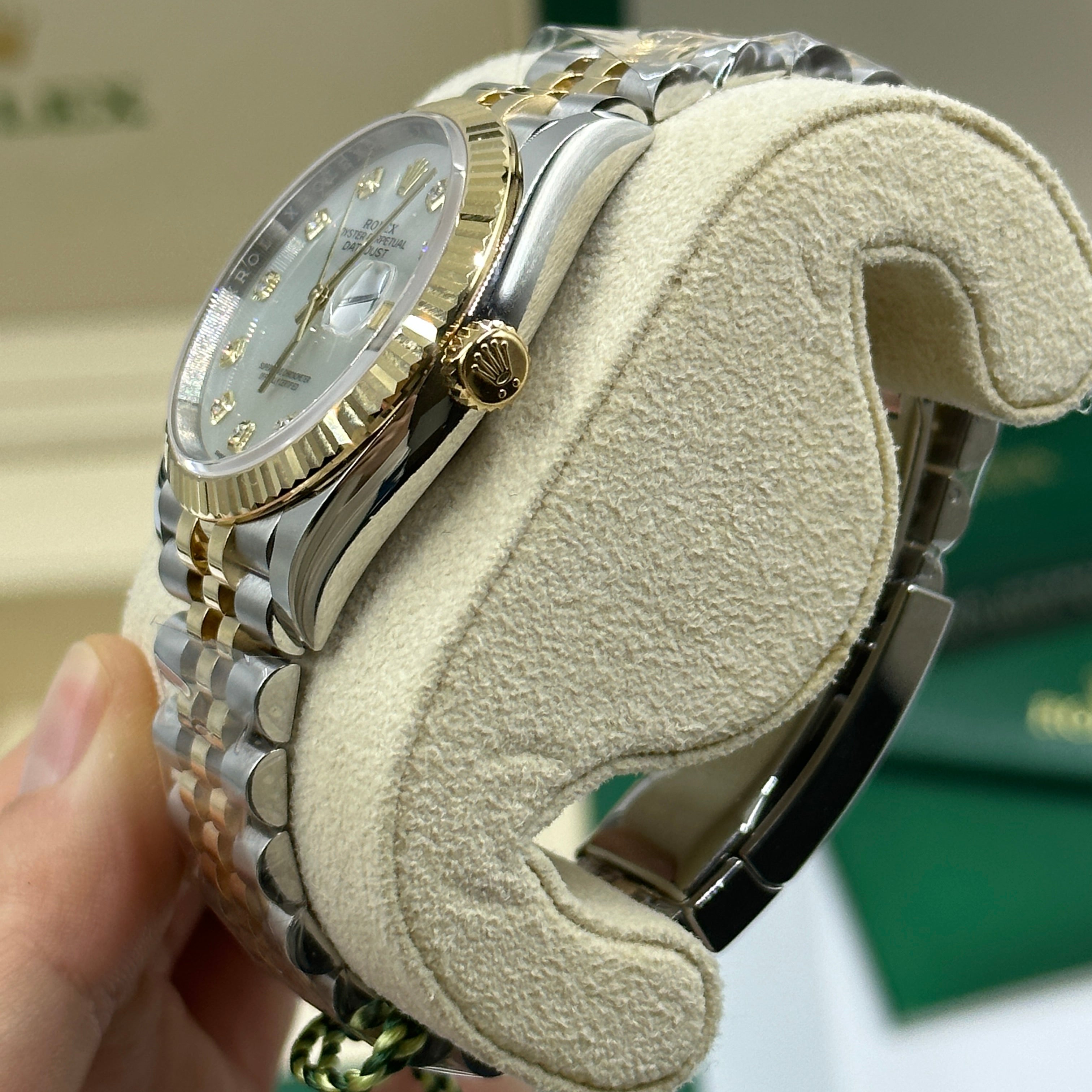 Rolex Datejust 36 126233Ng Weißes Jubiläum 2025