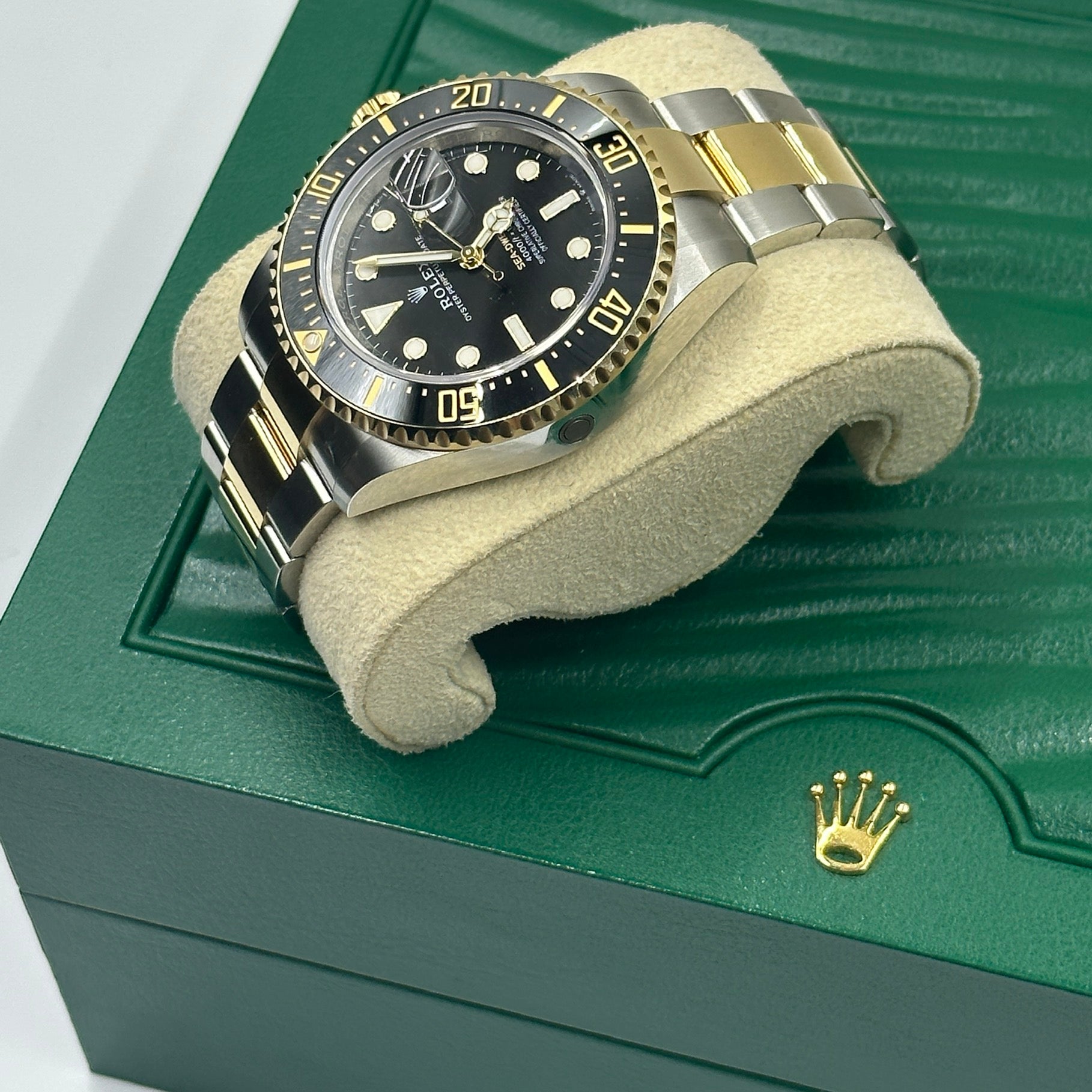 Rolex Sea-Dweller 126603 Steel/Yellow Gold