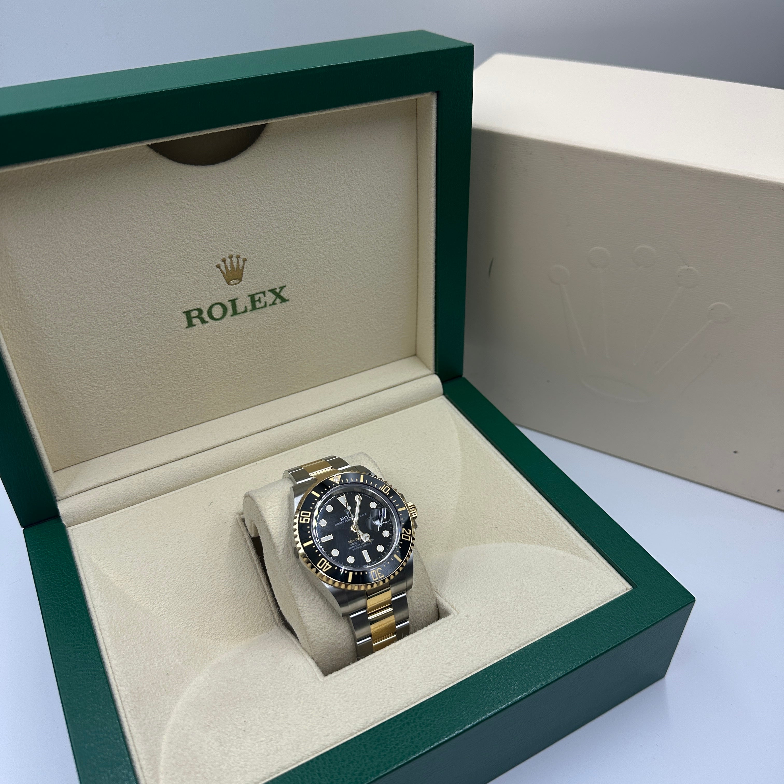 Rolex Sea-Dweller 126603 Steel/Yellow Gold