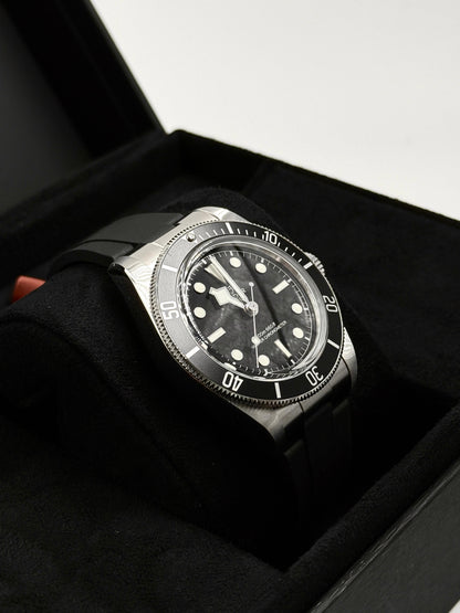 TUDOR Black Bay  M7941A1A0NU-0002