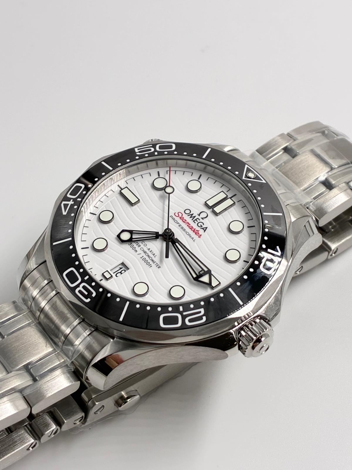 Omega Seamaster Diver 300M 210.30.42.20.04.001  2026