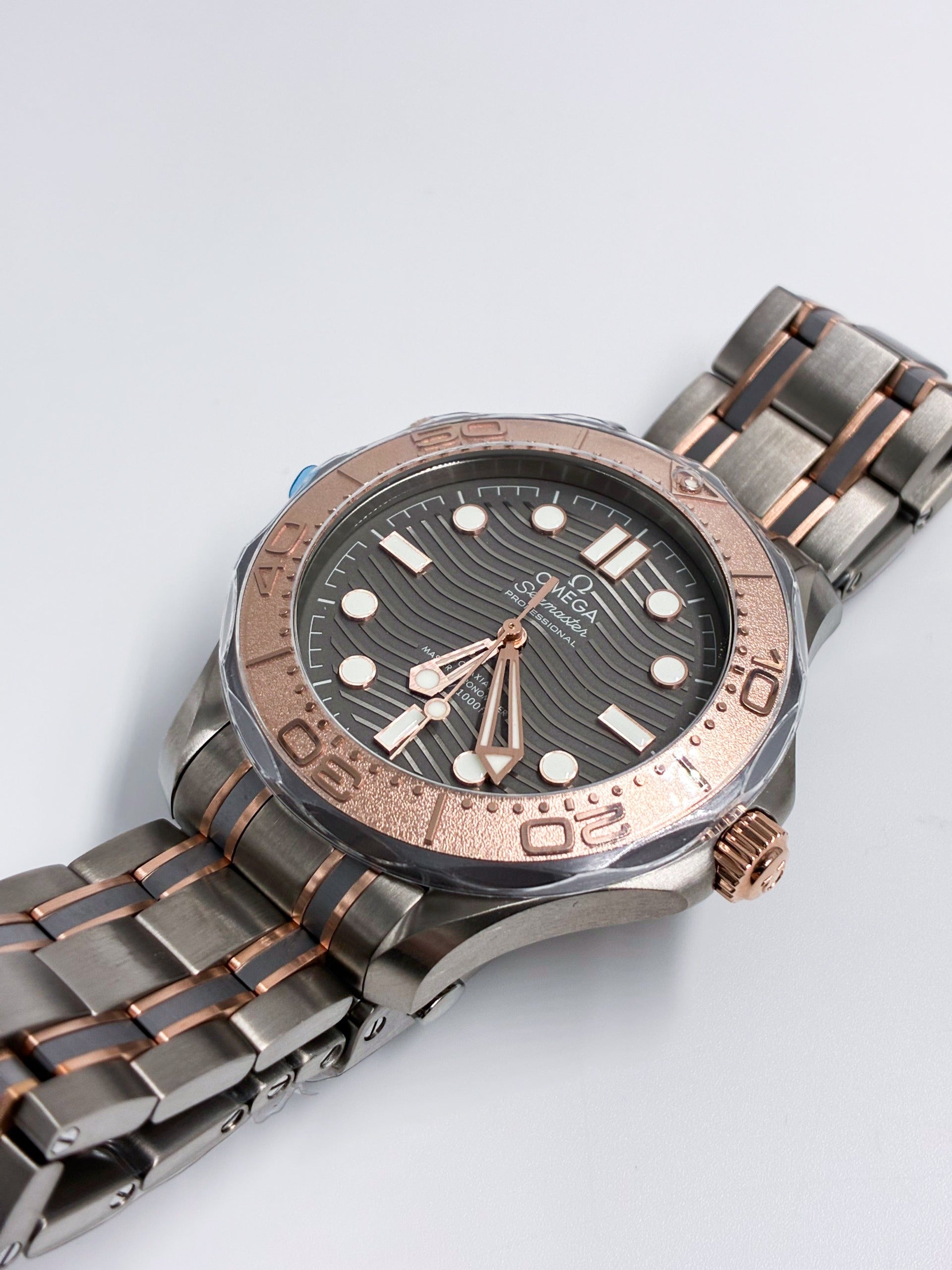 Omega Seamaster Diver 300M 210.60.42.20.99.001 Grey 2026