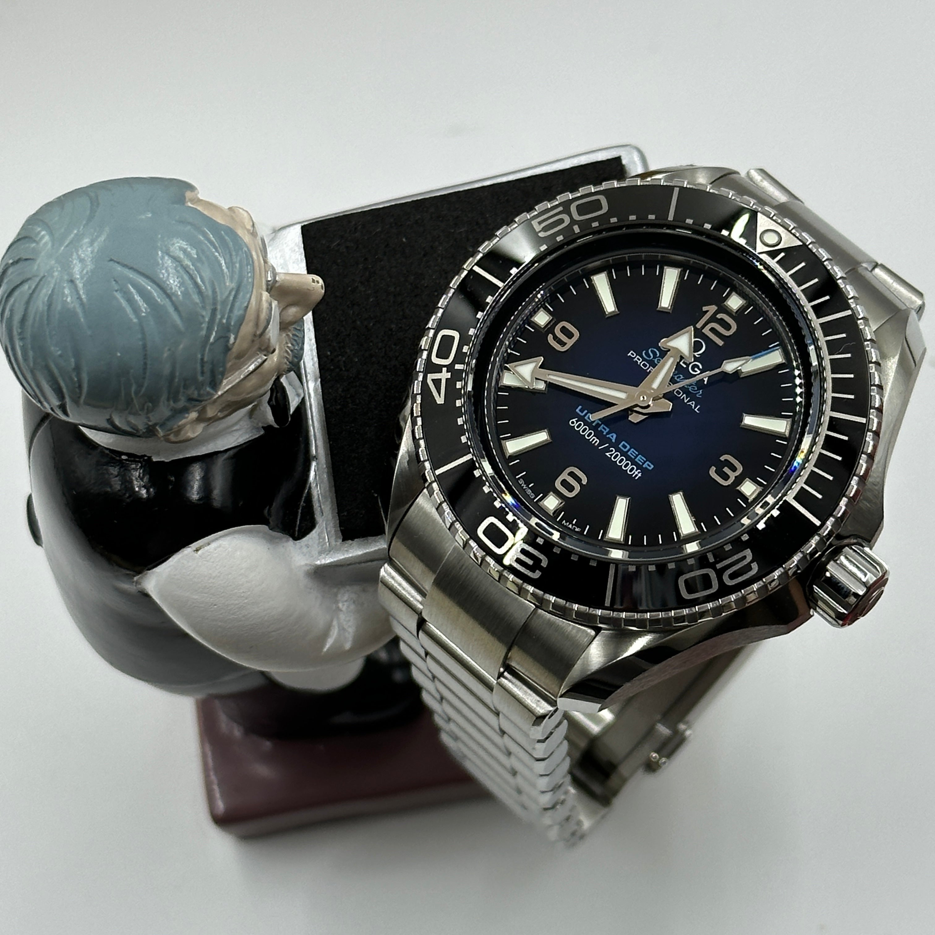 Omega Seamaster Planet Ocean 6000M 45.5 MM 215.30.46.21.03.001 2023