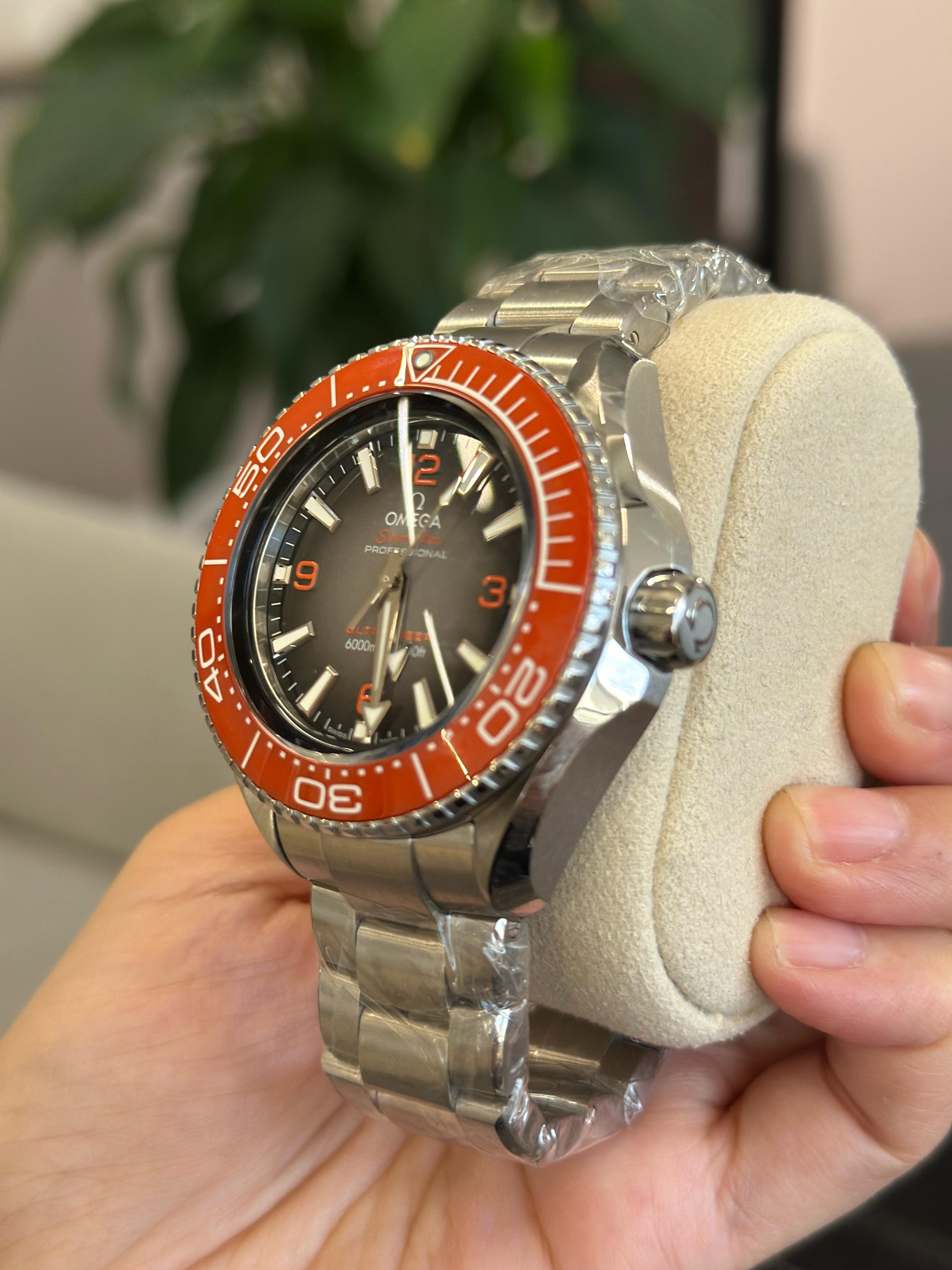 Omega Seamaster Planet Ocean 6000M 45.5 MM 215.30.46.21.06.001 2023