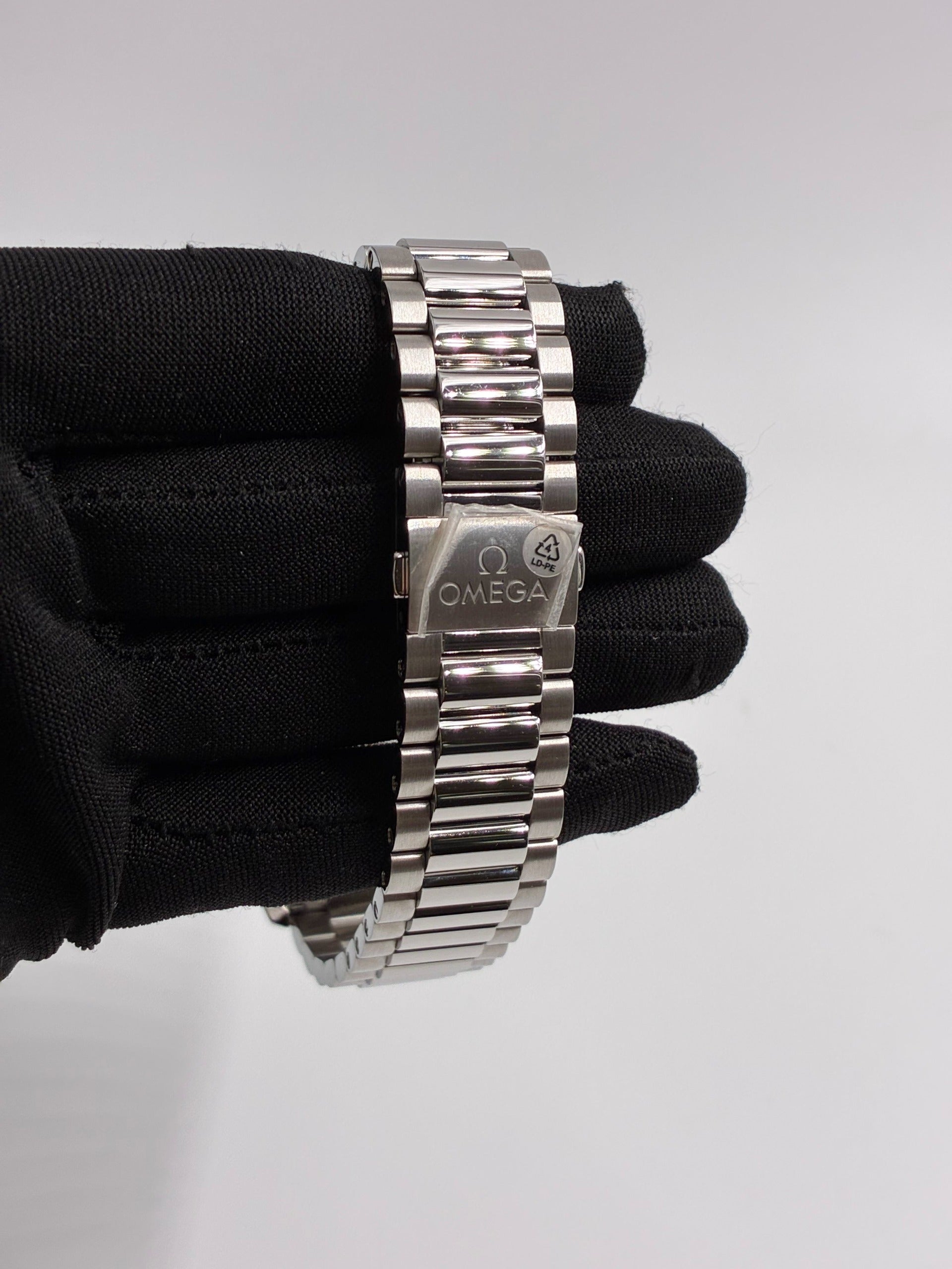 Omega Seamaster Aqua Terra Shades 220.10.38.20.03.003 2026