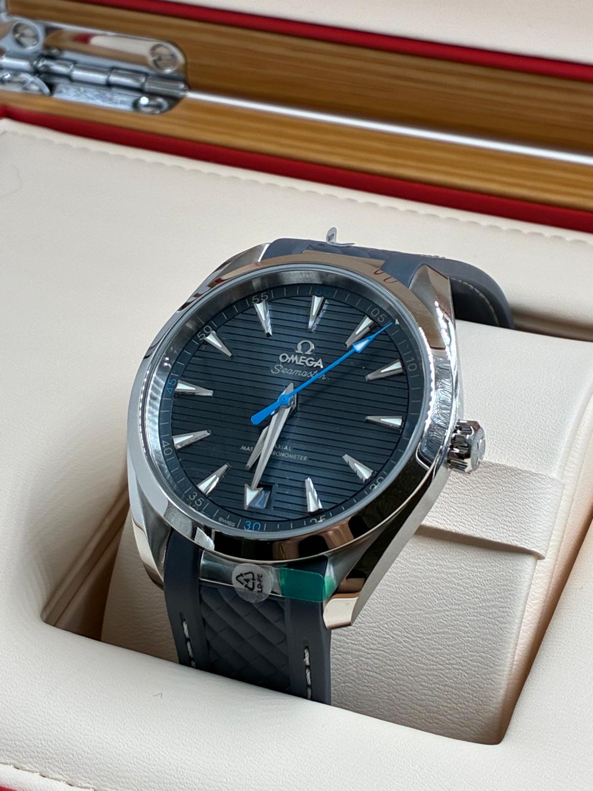 Omega 220.12.41.21.03.002 Seamaster Aqua Terra