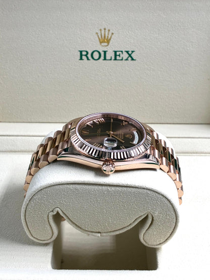 Rolex Day-Date 40 228235 Chocolate Roman