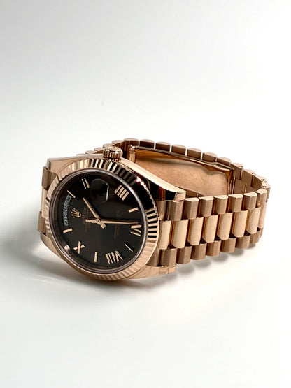 Rolex Day-Date 40 228235 Chocolate Roman