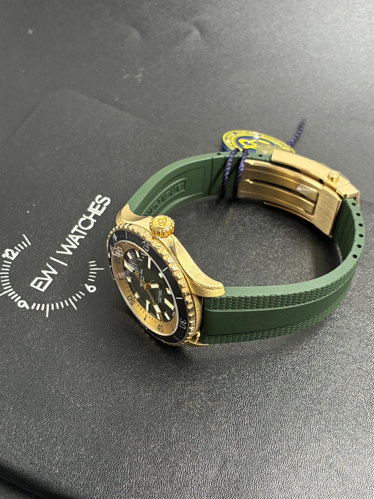 Breitling Superocean 42 Automatic 42 N17375201L1S1