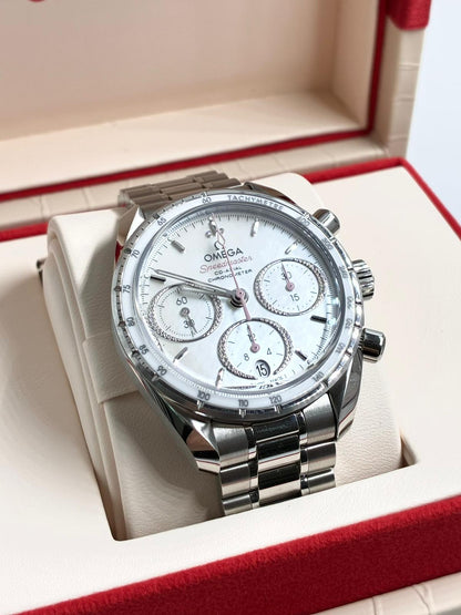 Omega Speedmaster 38mm. 324.30.38.50.55.001