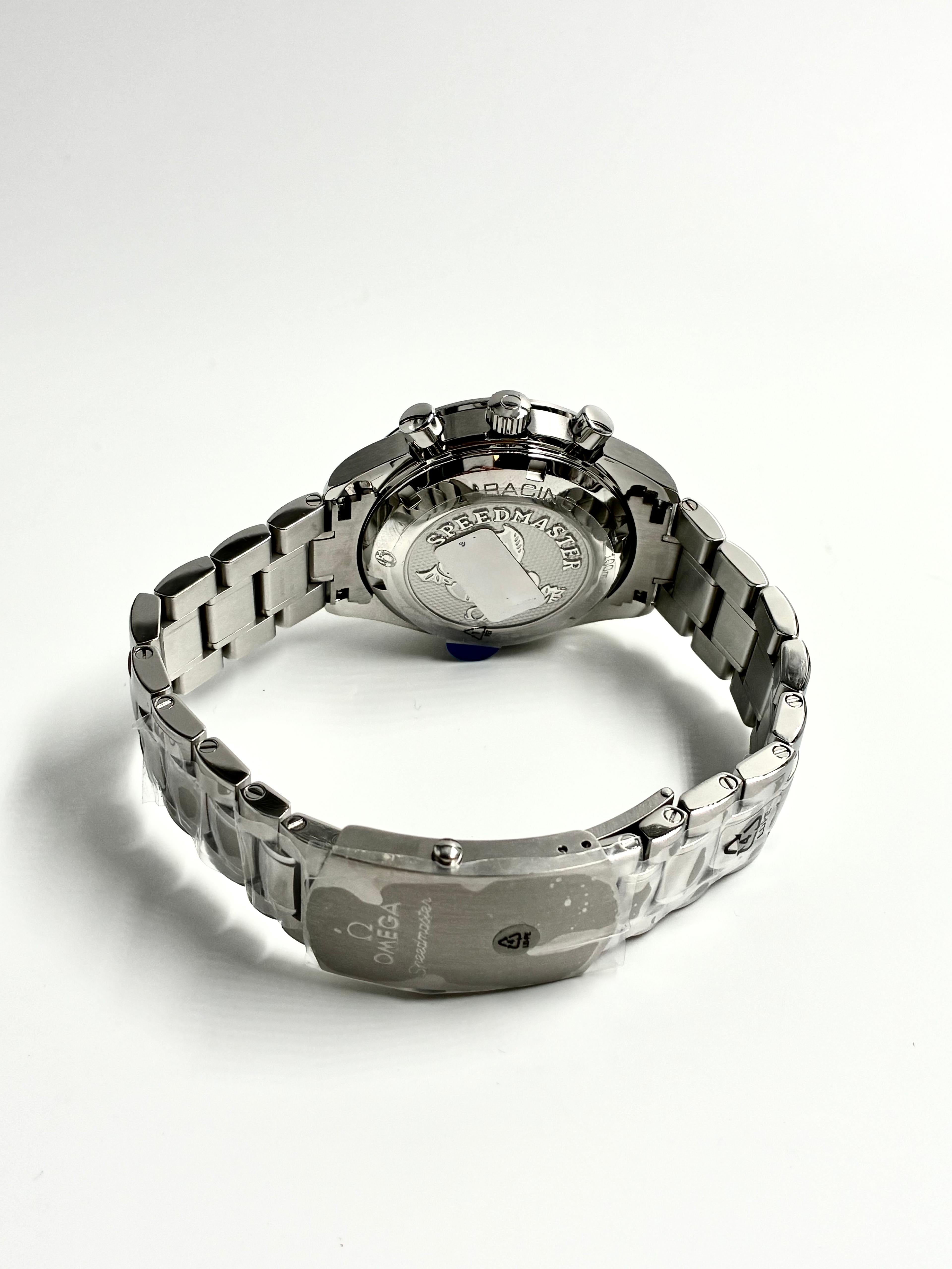 Omega Speedmaster Racing 326.30.40.50.01.001