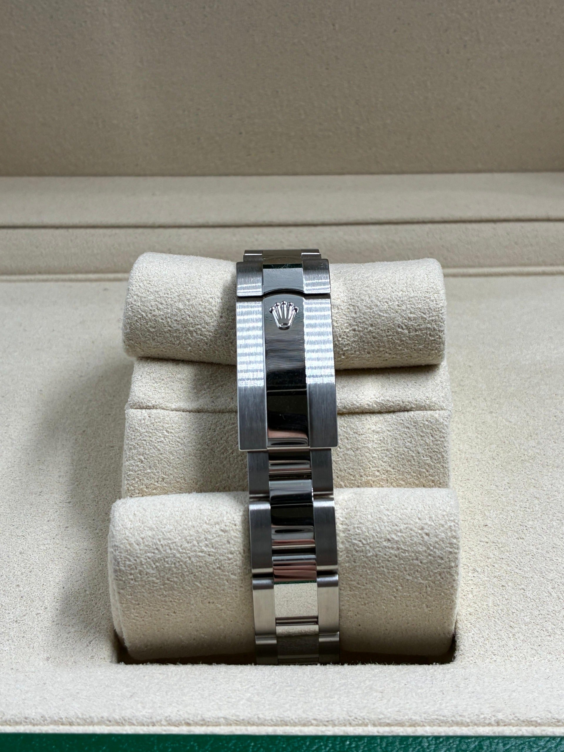 Rolex Lady-Datejust 279160 SILVER INDEX OYS