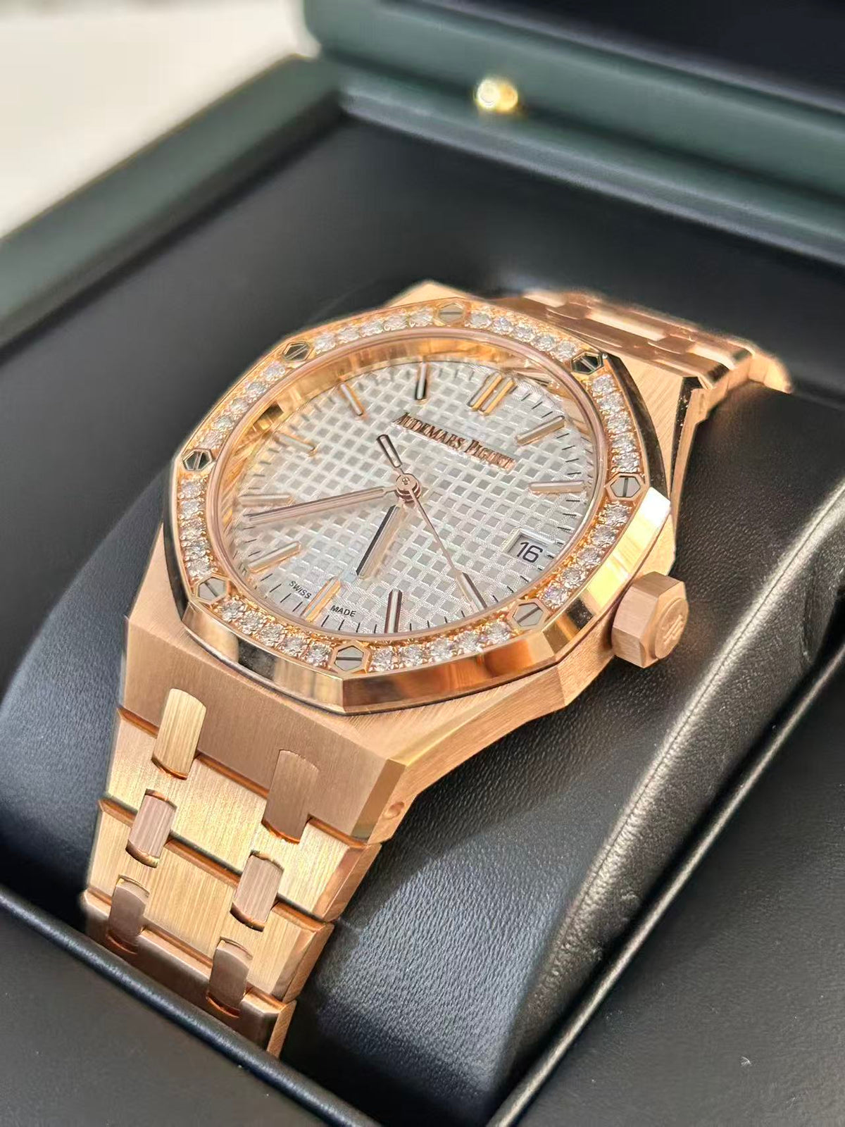 Audemars Piguet Royal Oak Selfwinding 15551OR.ZZ.1356OR.04 2026