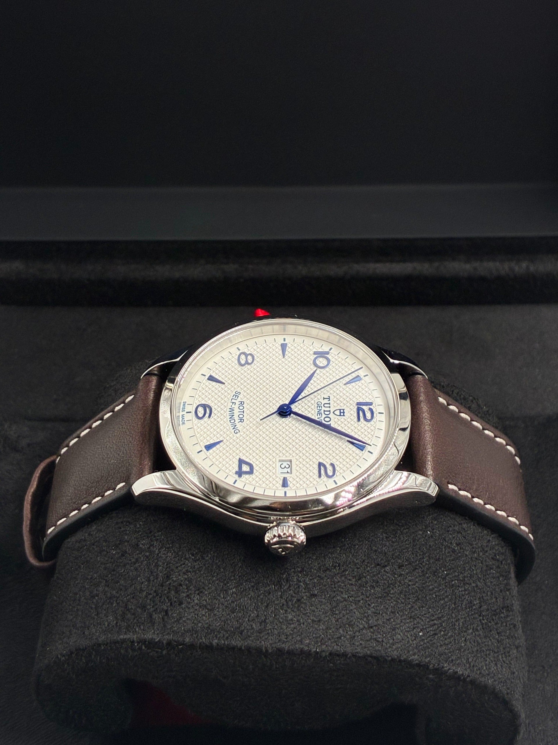 Tudor 1926 M91550-0010