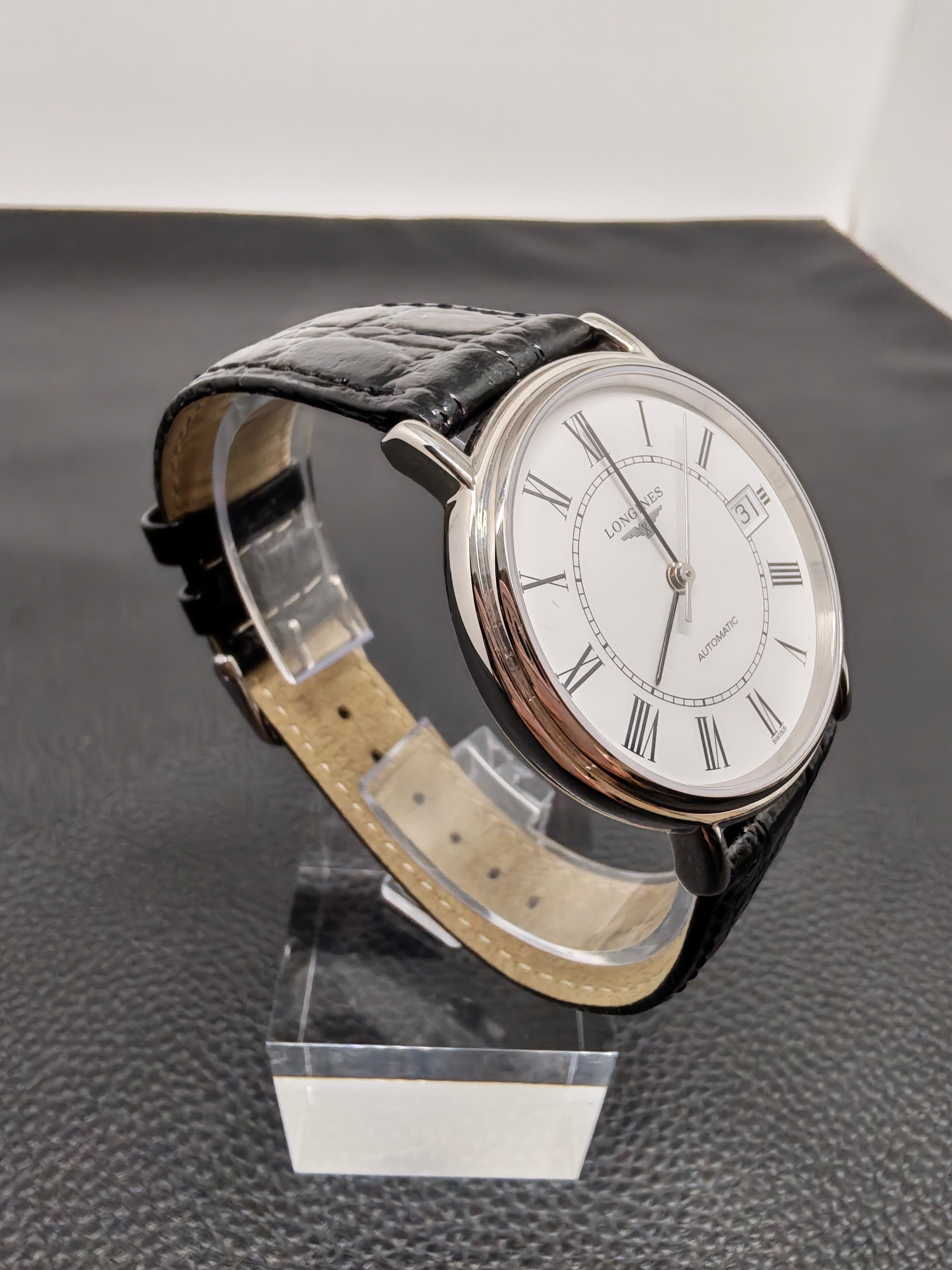 Longines White Automatic Presence Stainless L4.821.4.11.2  2026