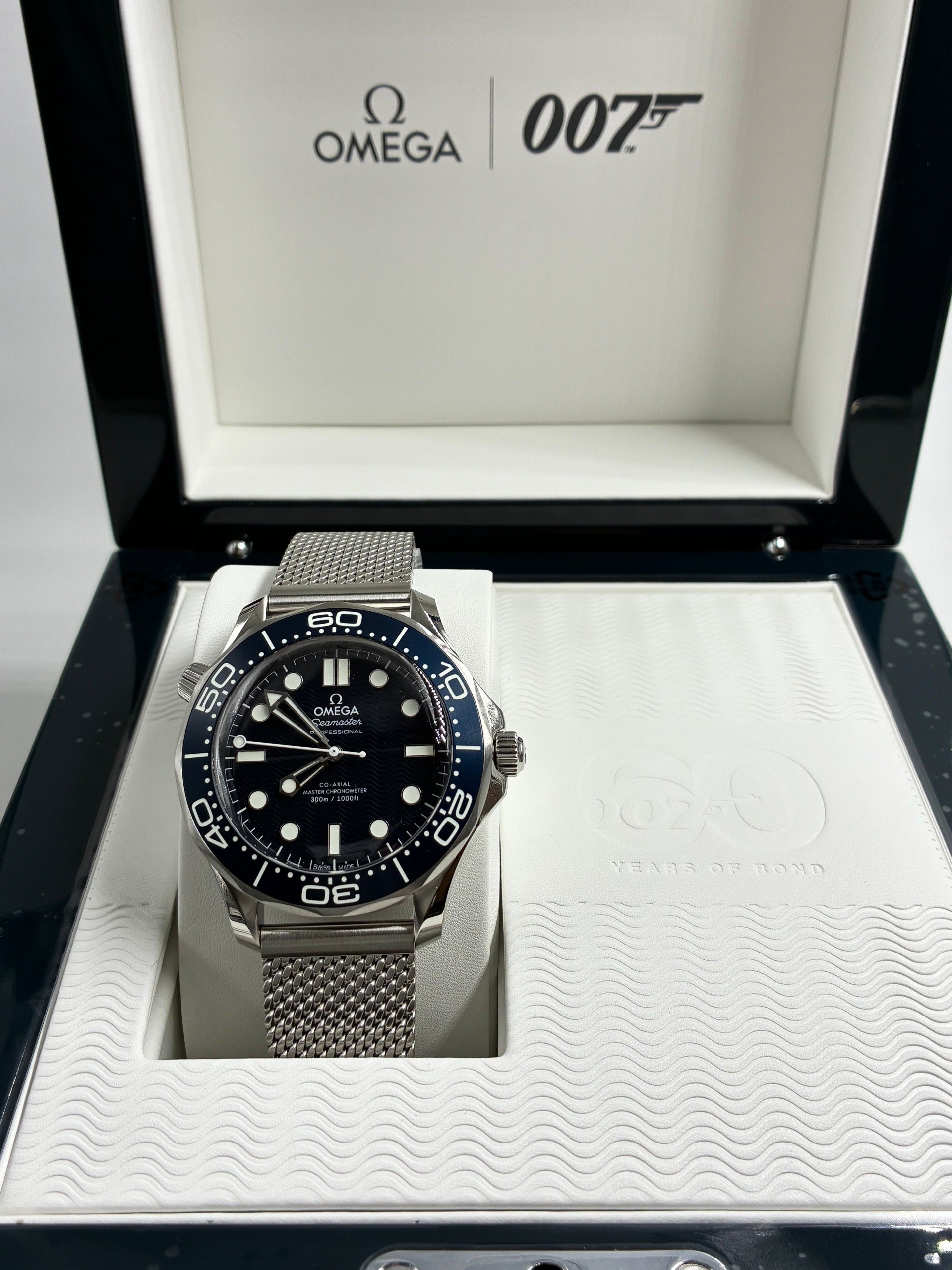 Omega Seamaster Diver 300M  210.30.42.20.03.002