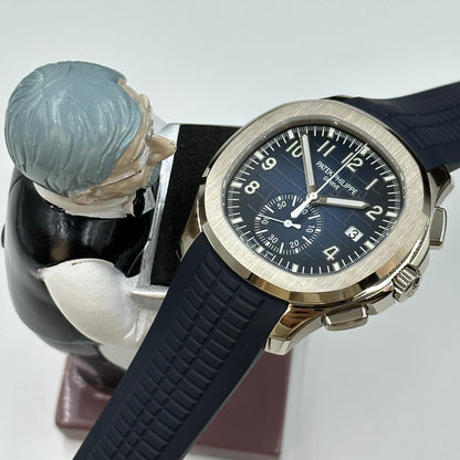 Patek Philippe Aquanaut Chronograph 5968G‑001 Weißgold 42,2 mm Khaki-Zifferblatt